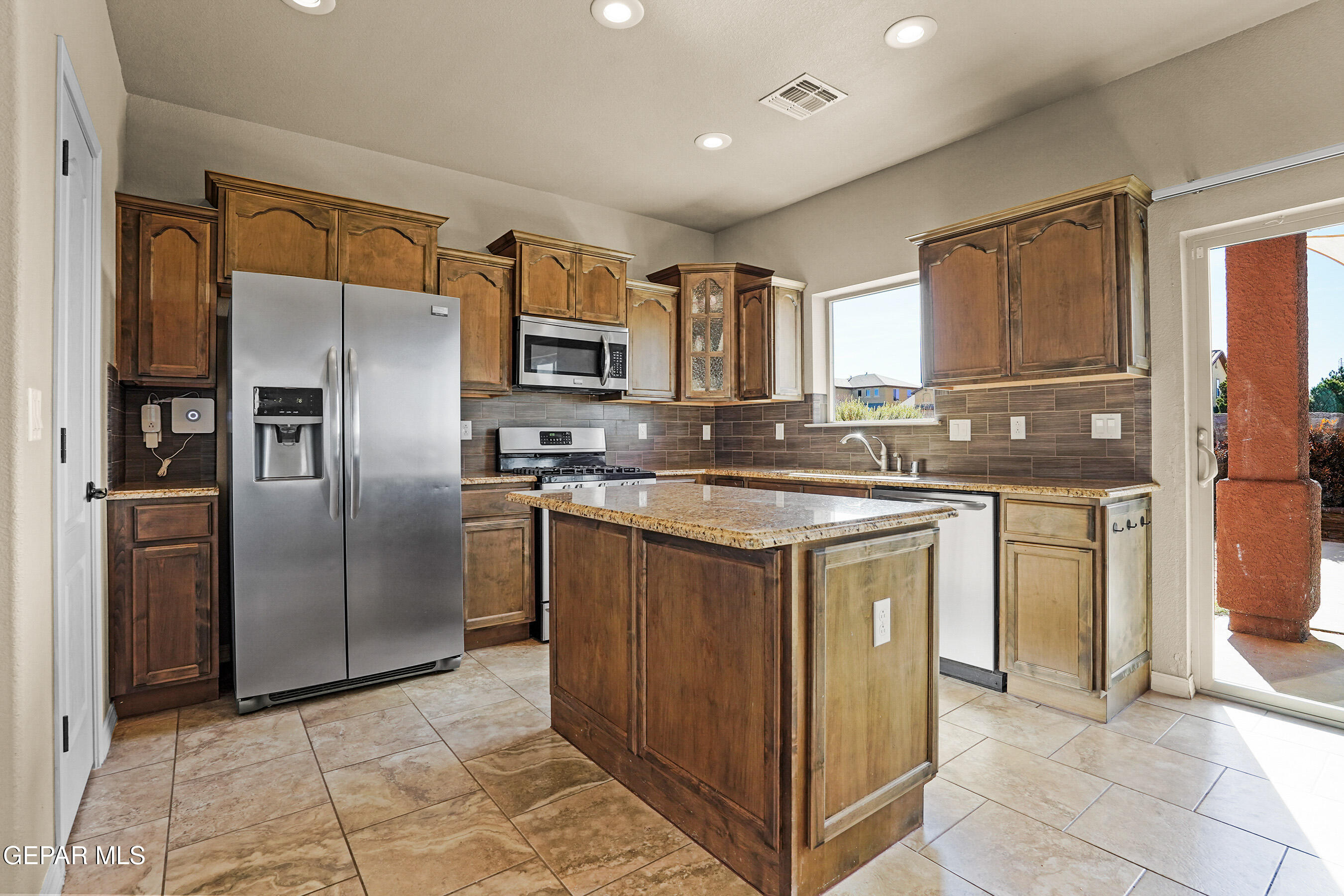 7540 WOLF CREEK Drive