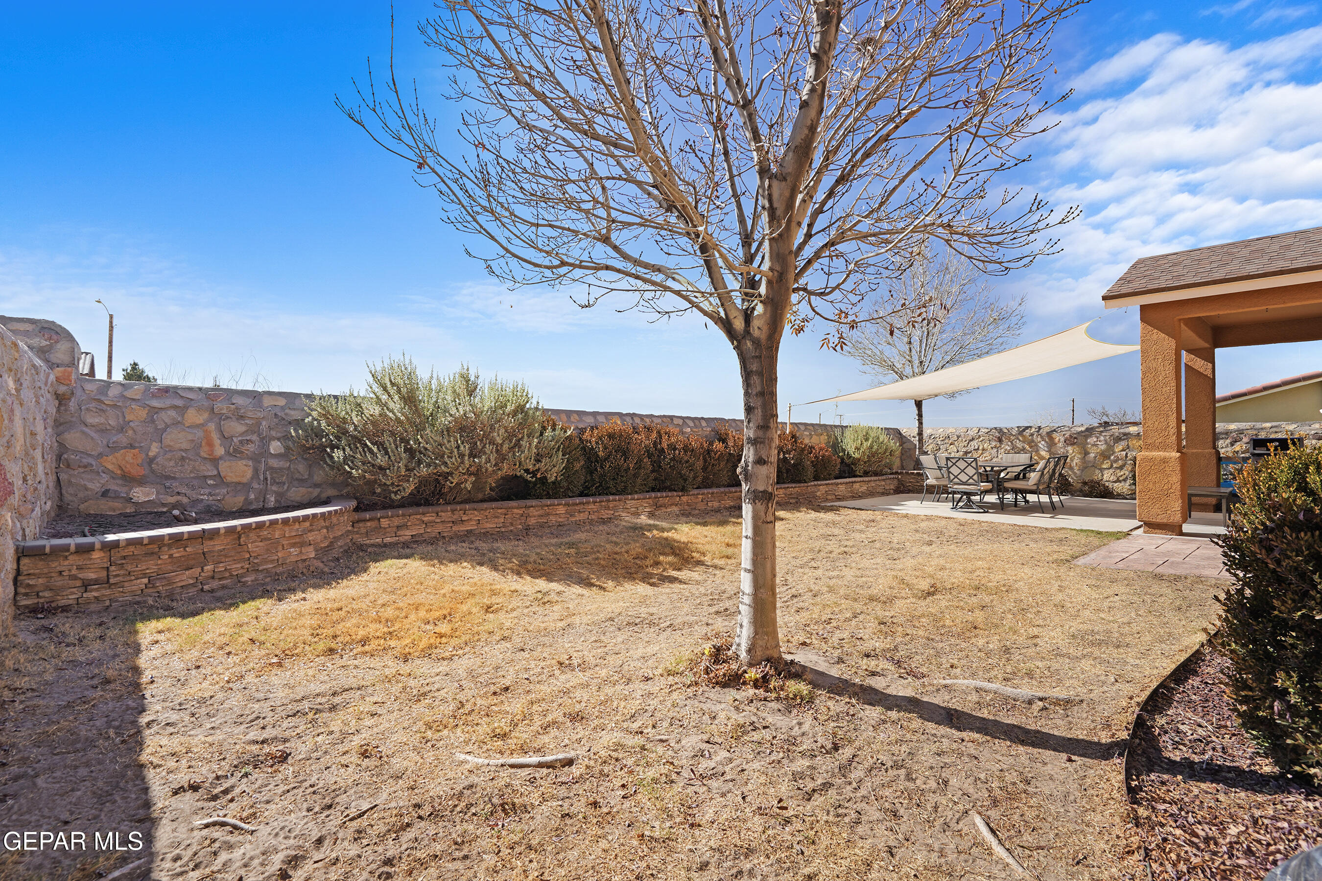 7540 WOLF CREEK Drive