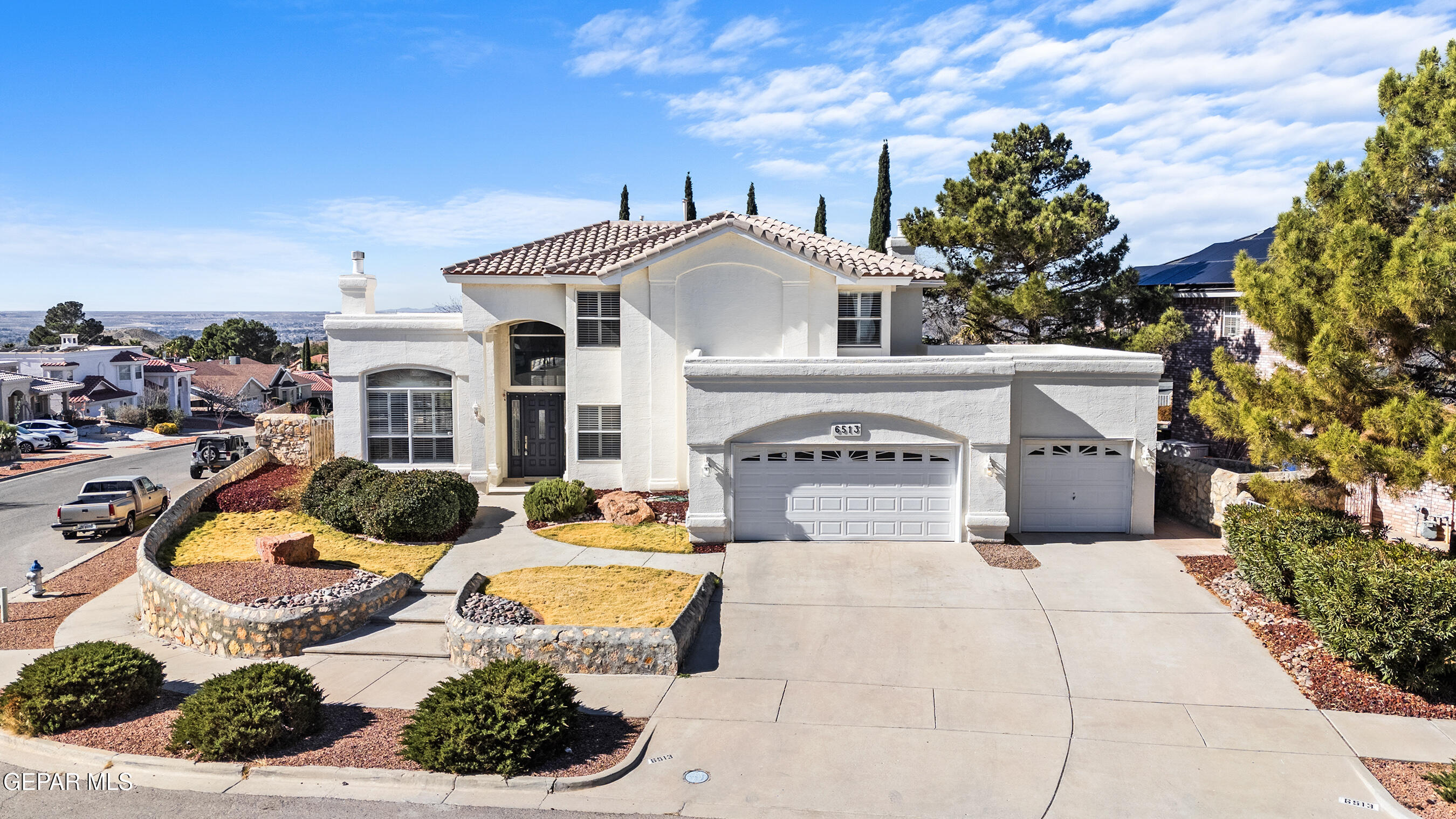 6513 ROYAL RIDGE Drive