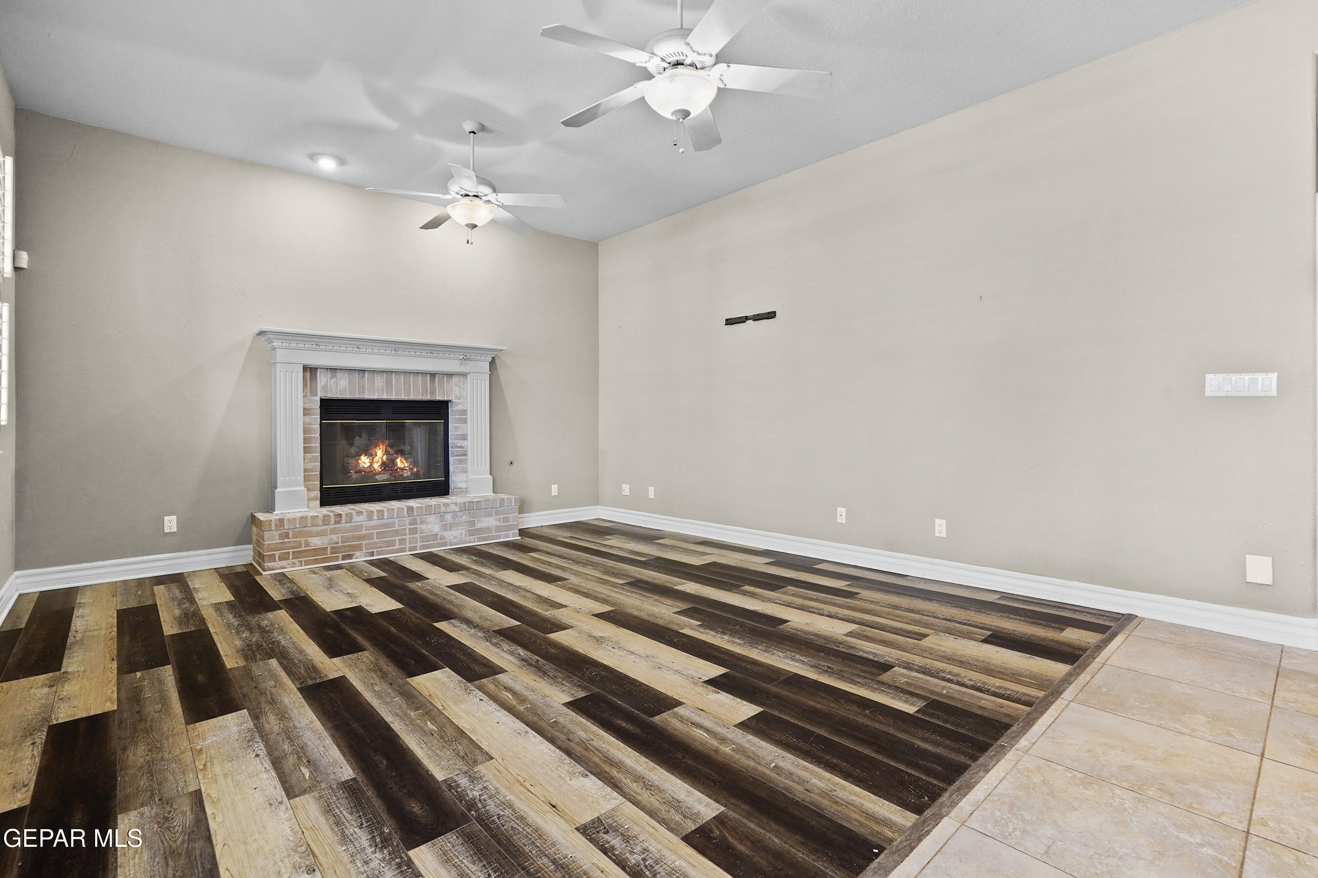 6513 ROYAL RIDGE Drive