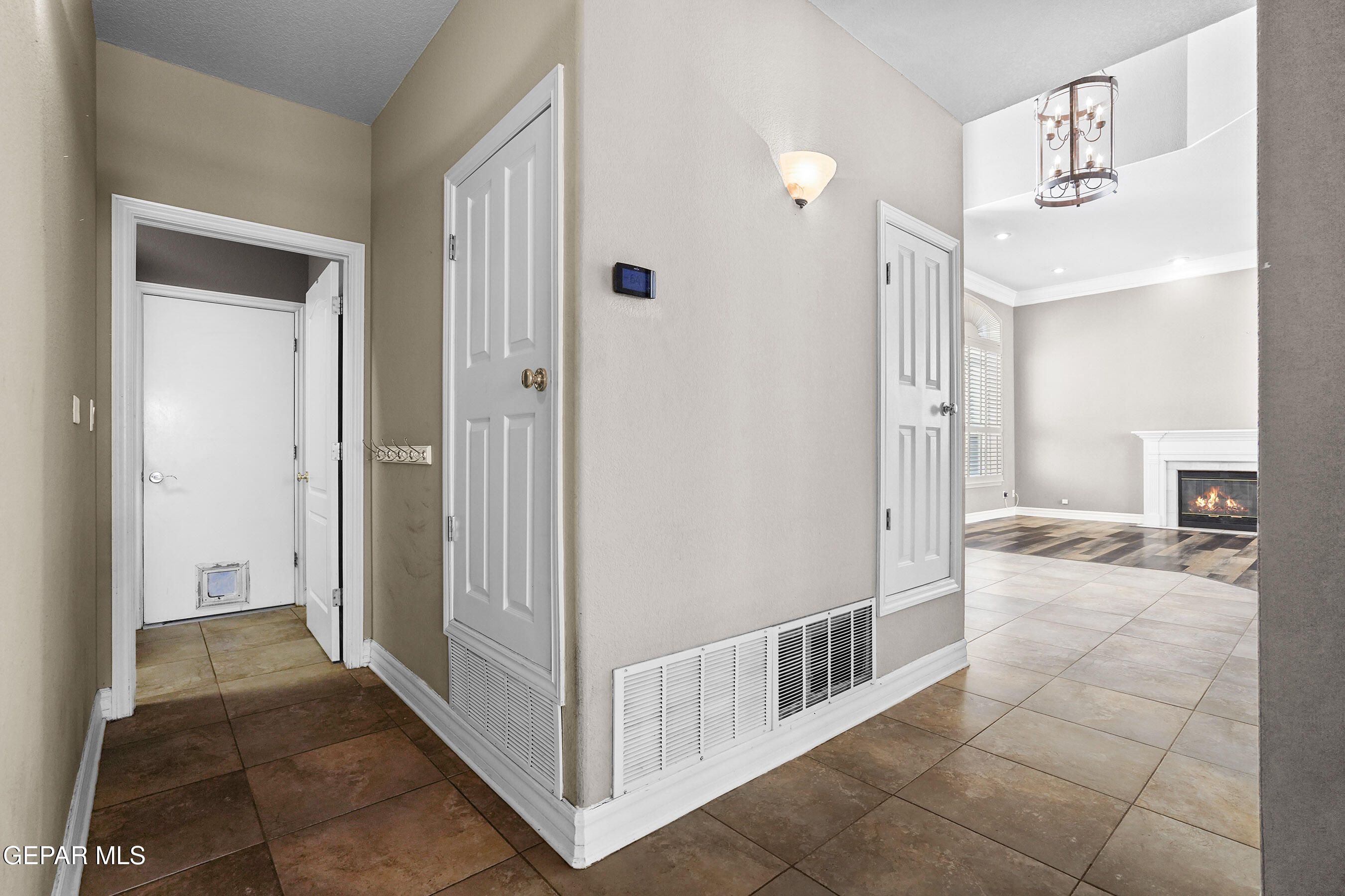 6513 ROYAL RIDGE Drive