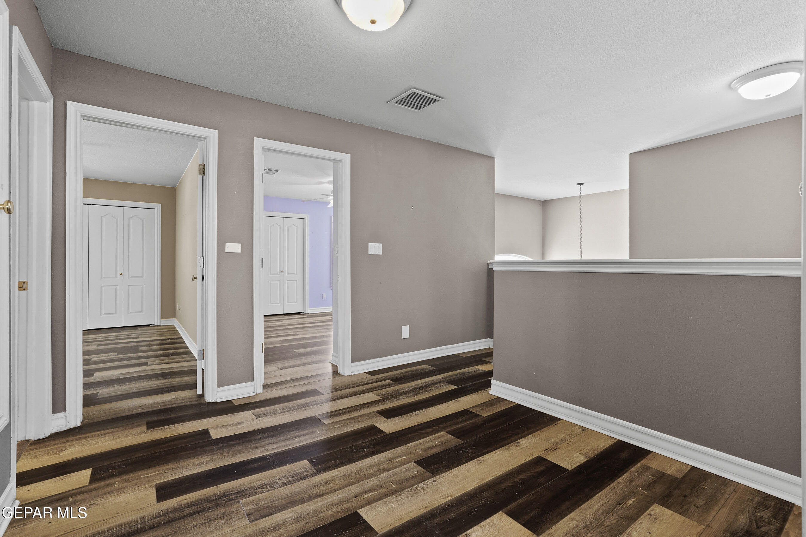 6513 ROYAL RIDGE Drive