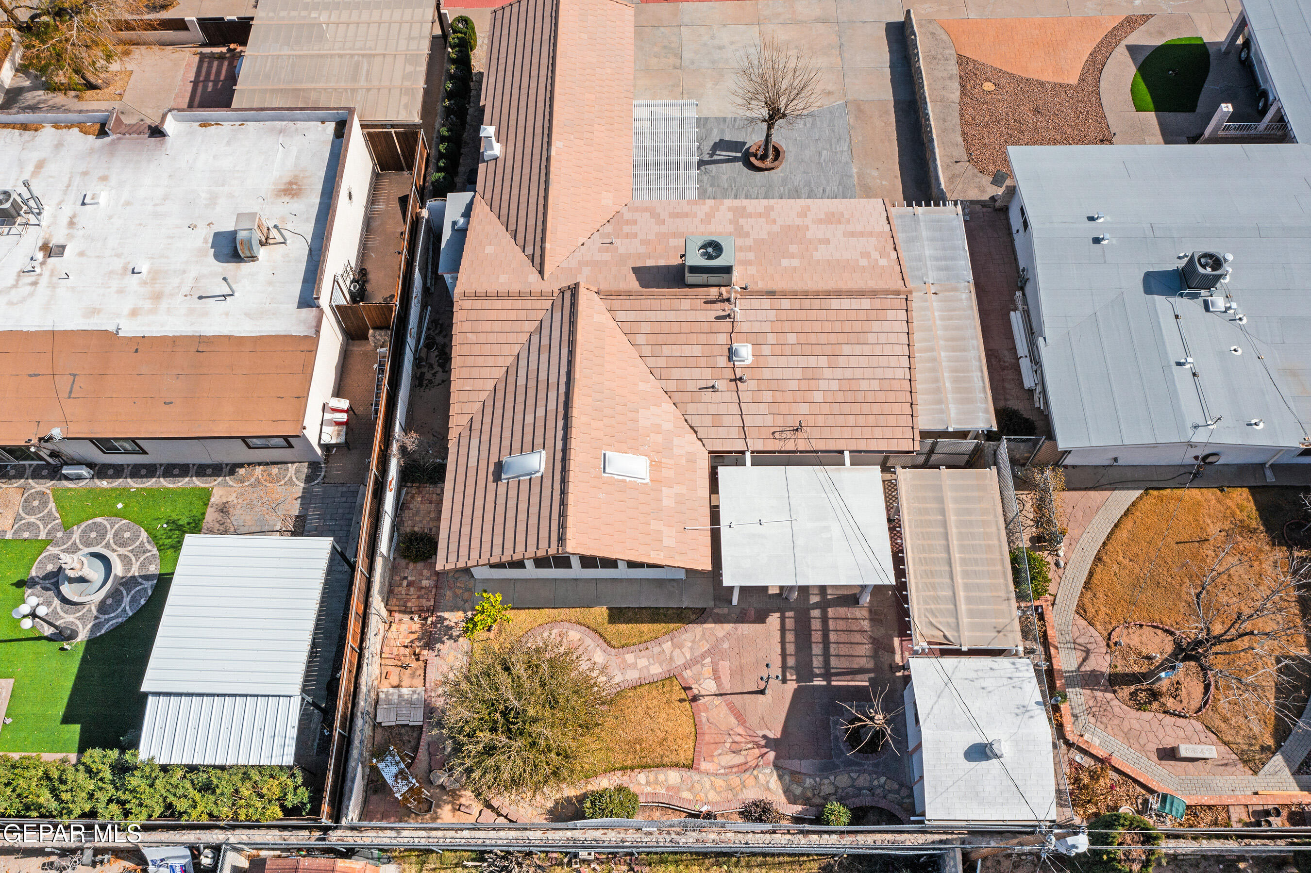 2205 VILLA PLATA Drive