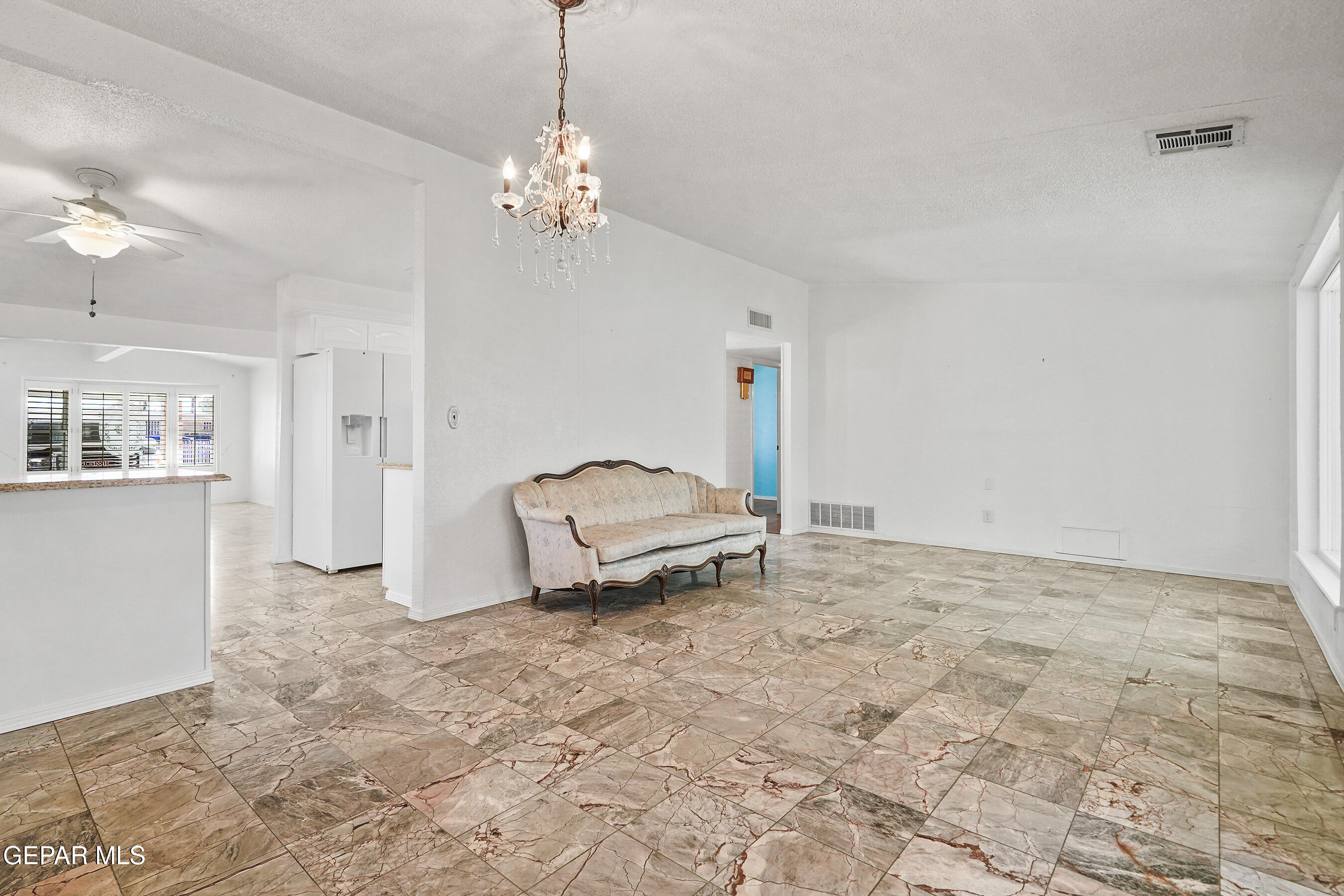 2205 VILLA PLATA Drive