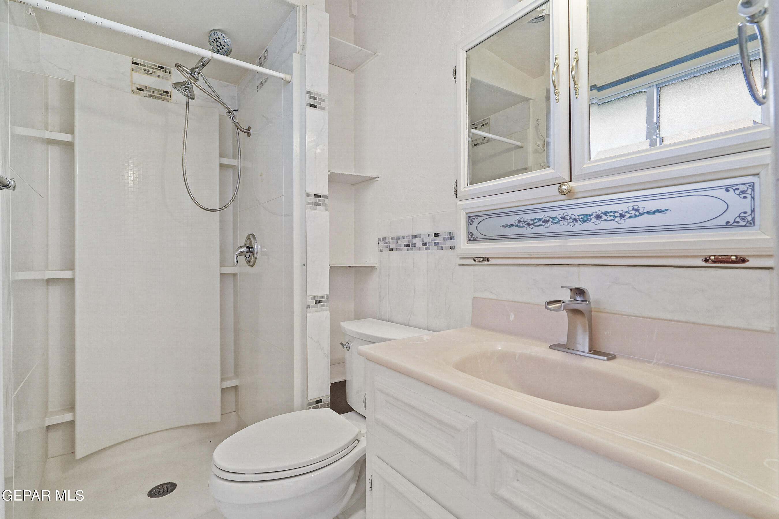 2205 VILLA PLATA Drive