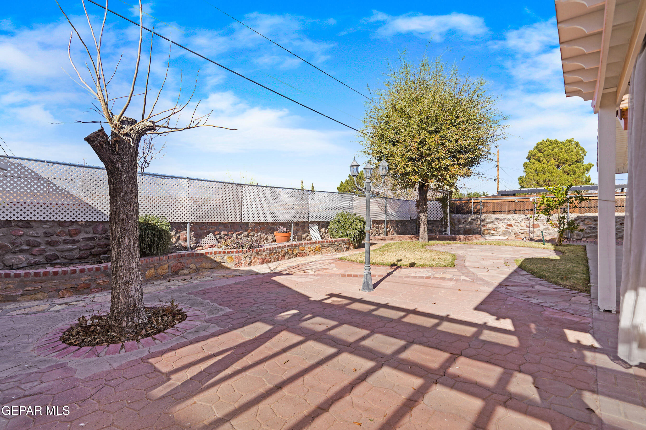 2205 VILLA PLATA Drive