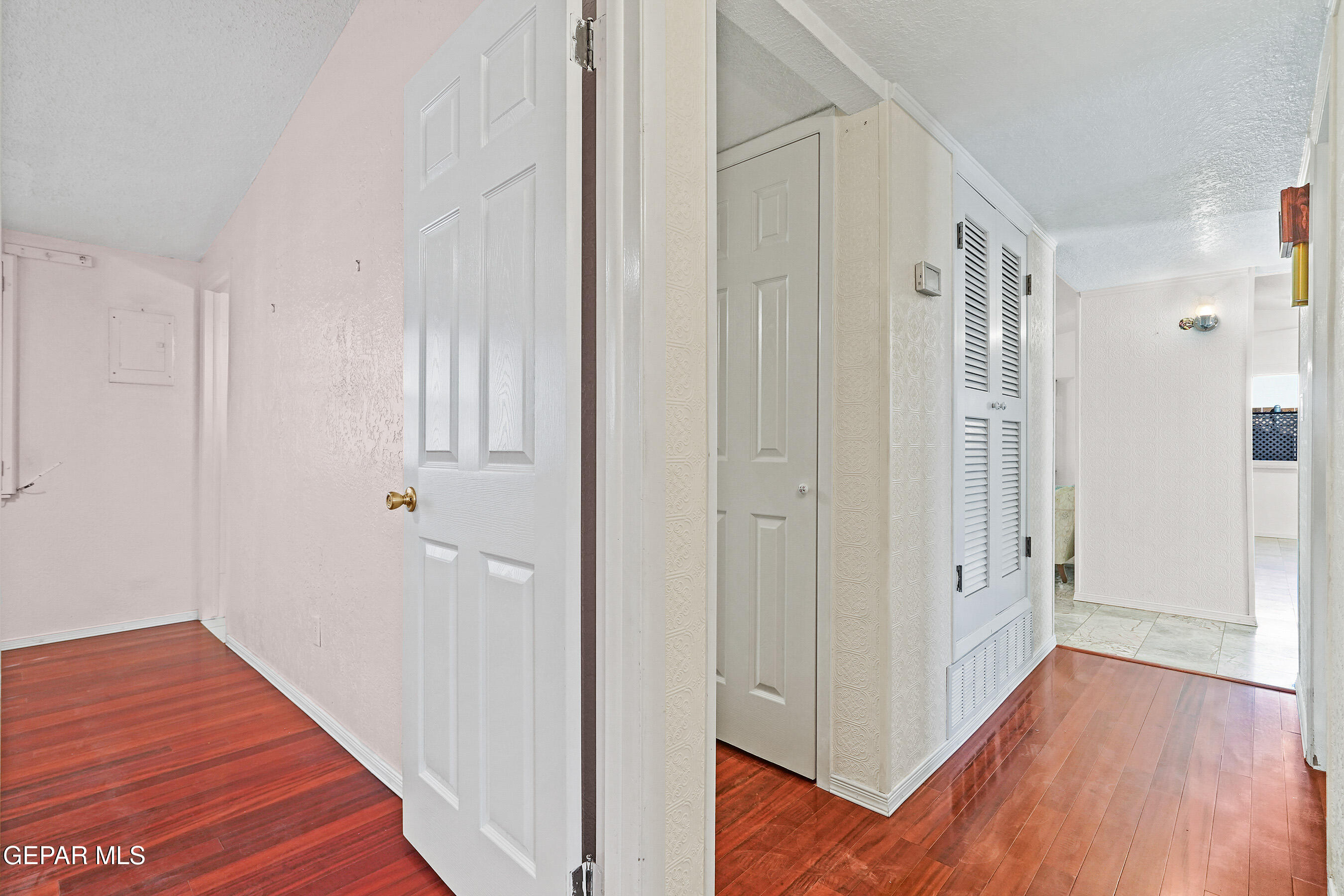 2205 VILLA PLATA Drive