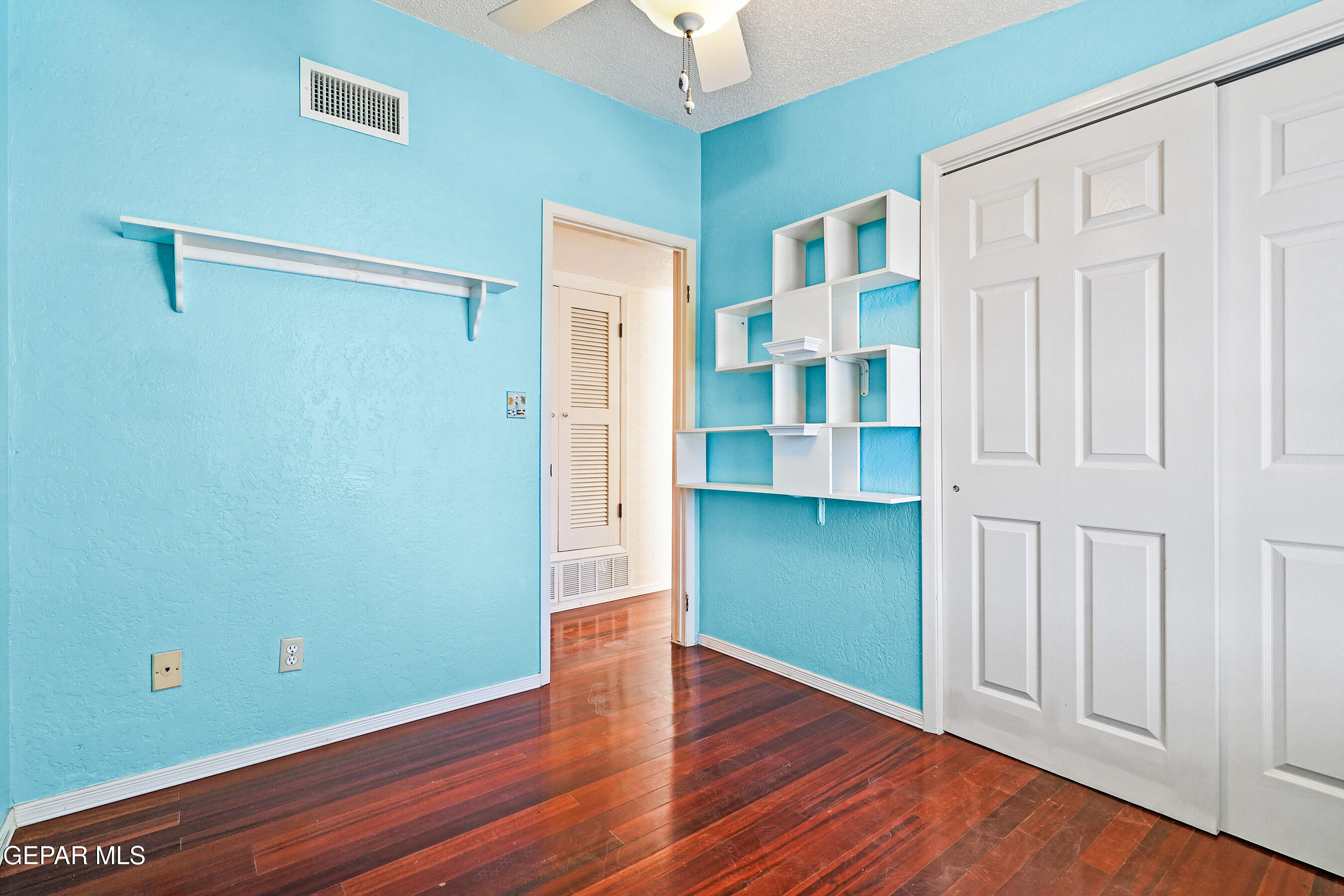 2205 VILLA PLATA Drive