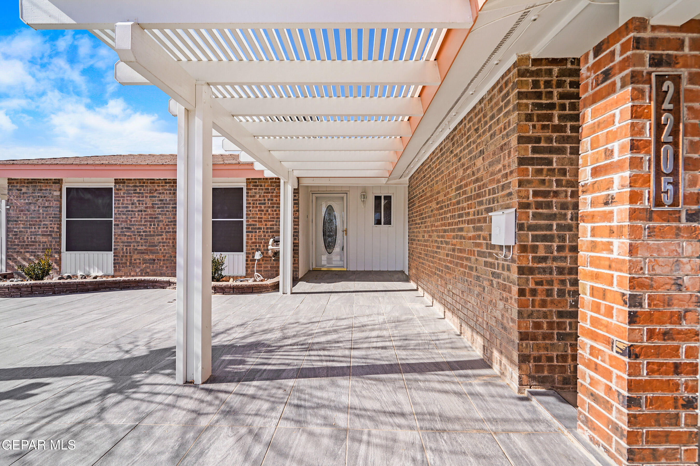 2205 VILLA PLATA Drive