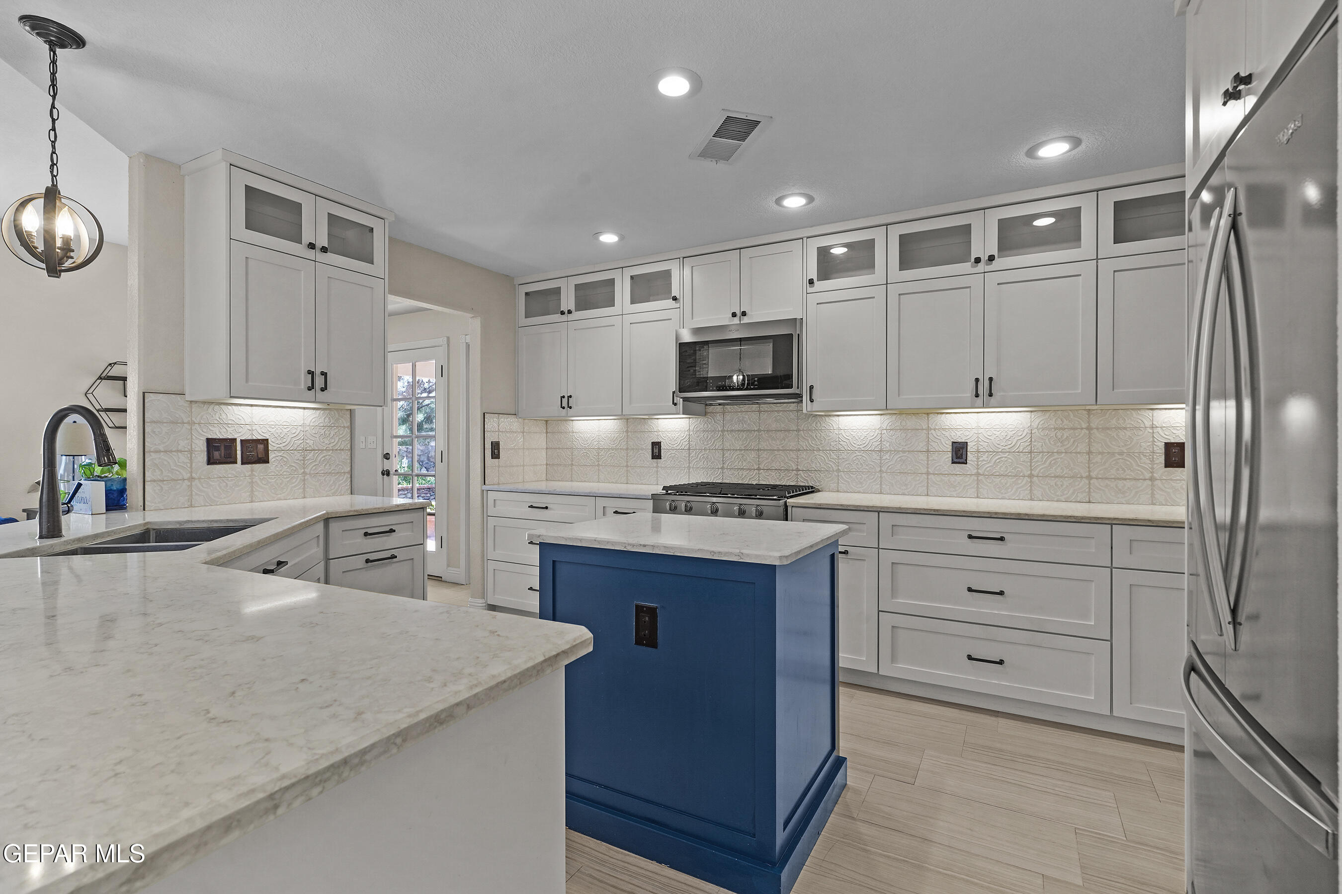 6212 BRISA DEL MAR Drive