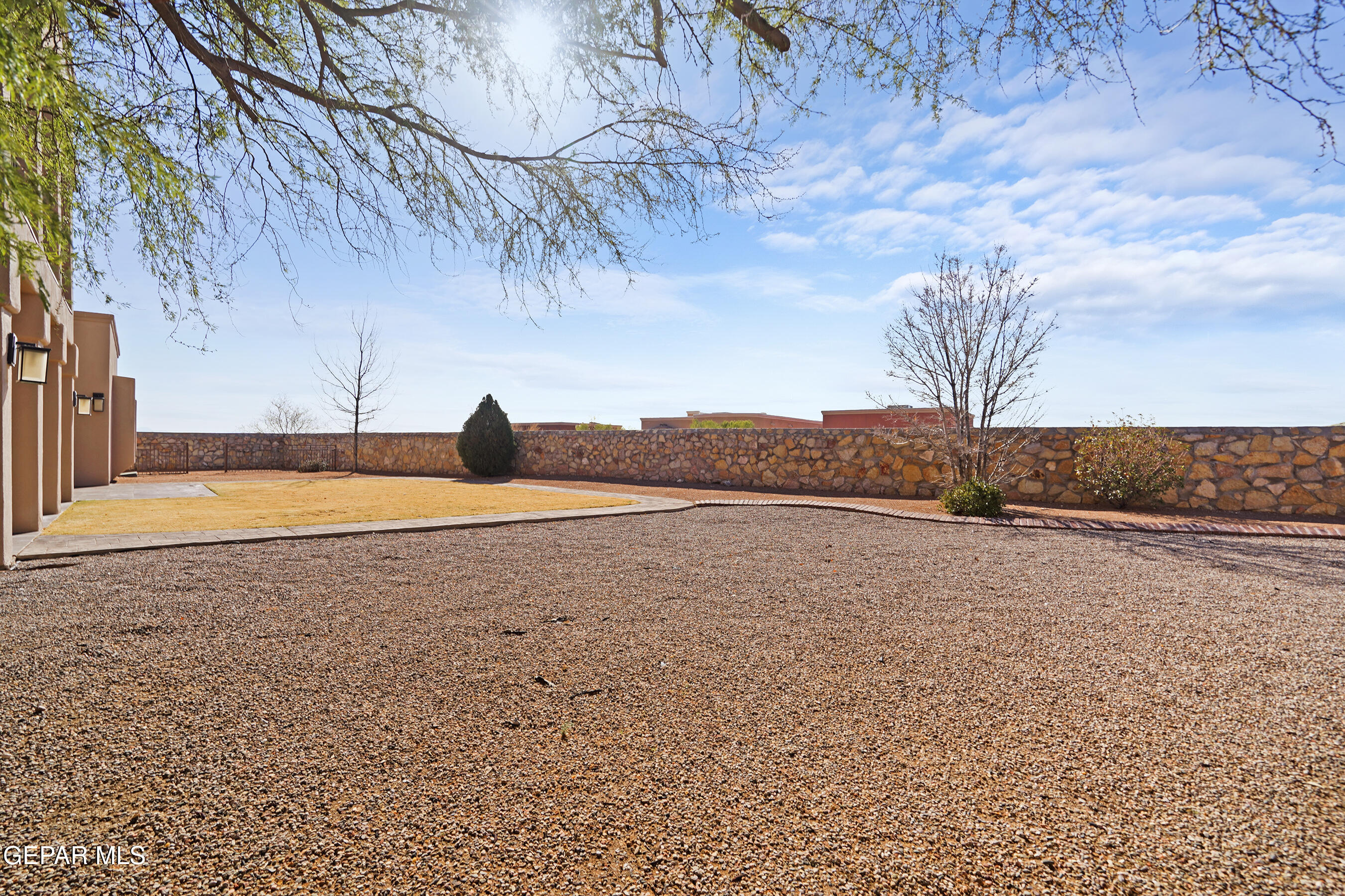 6241 FRANKLIN RIDGE Drive