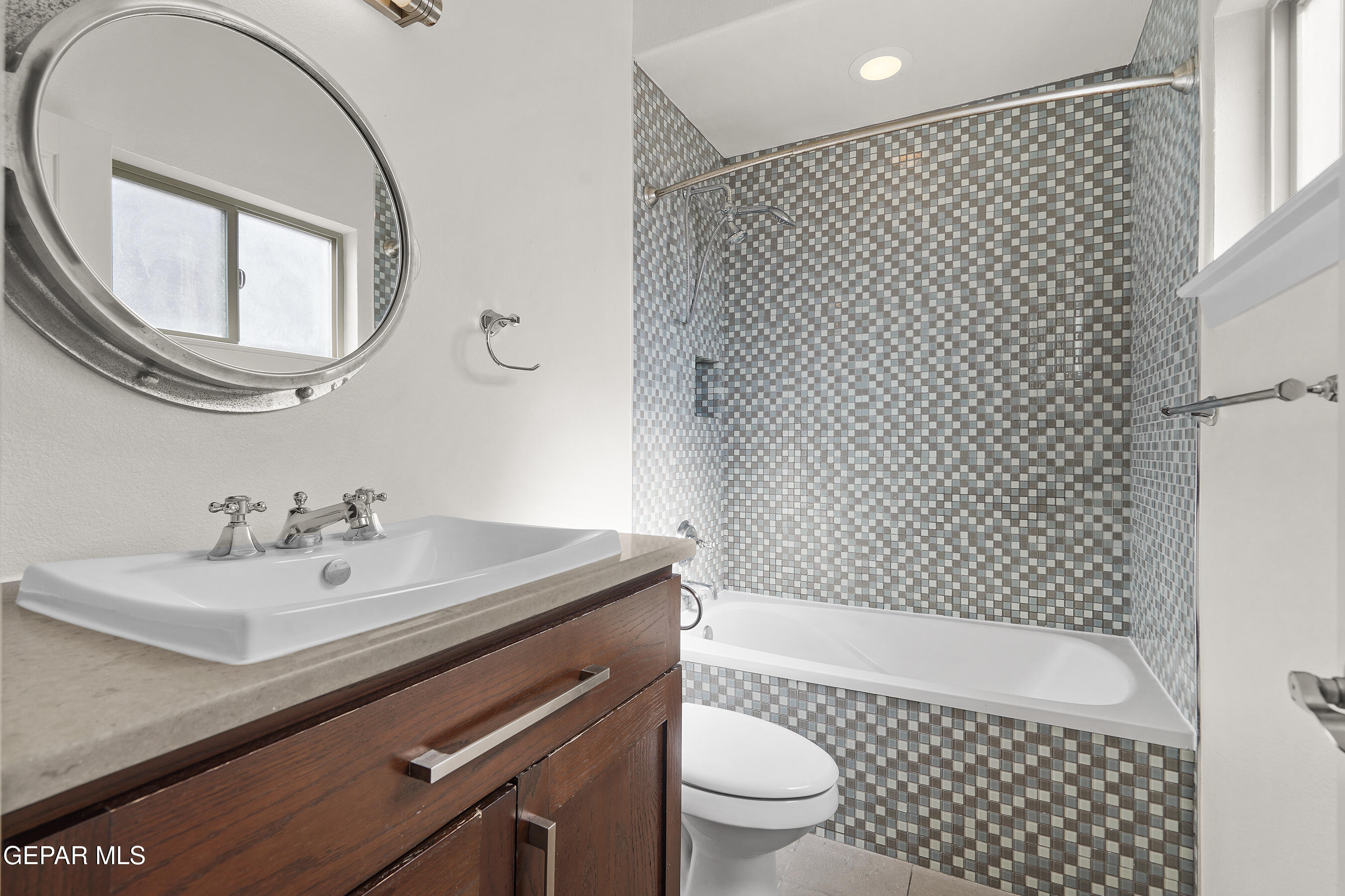 6241 FRANKLIN RIDGE Drive