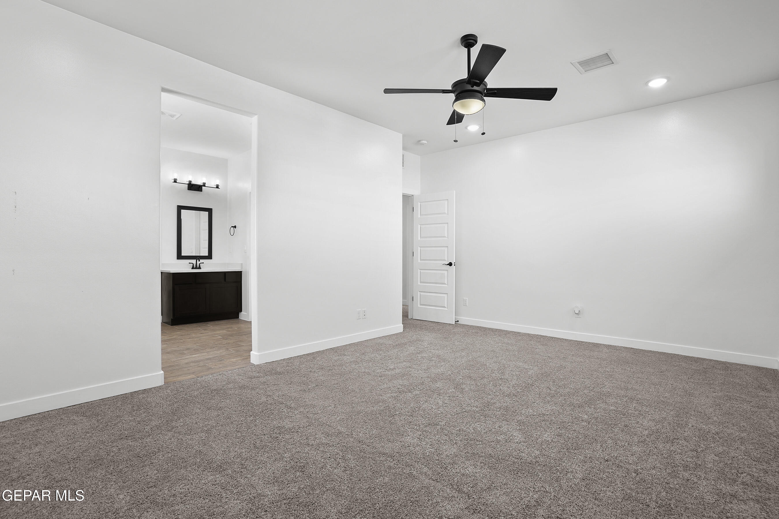 14740 JACK WHITE Avenue