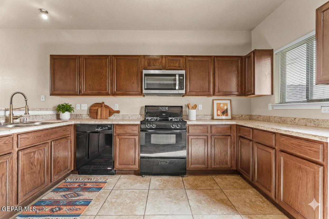 10716 BLUE SAGE Circle