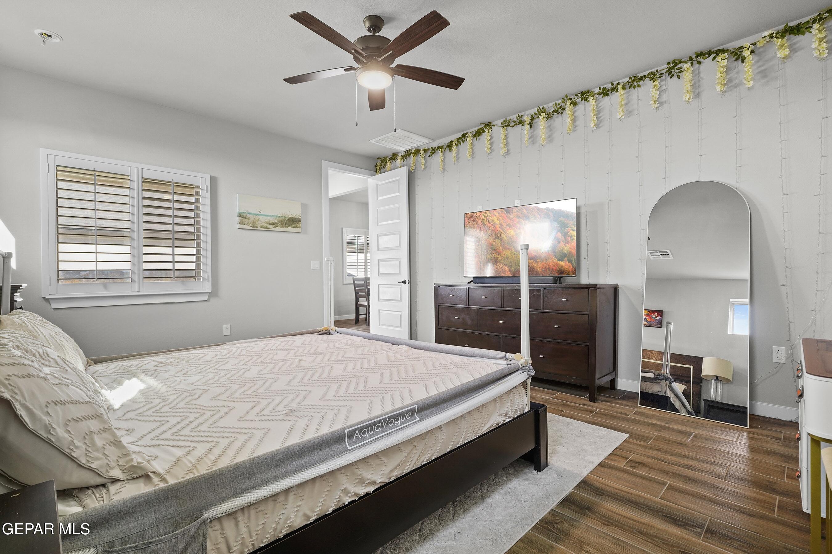 7417 WHITE CEDAR Place