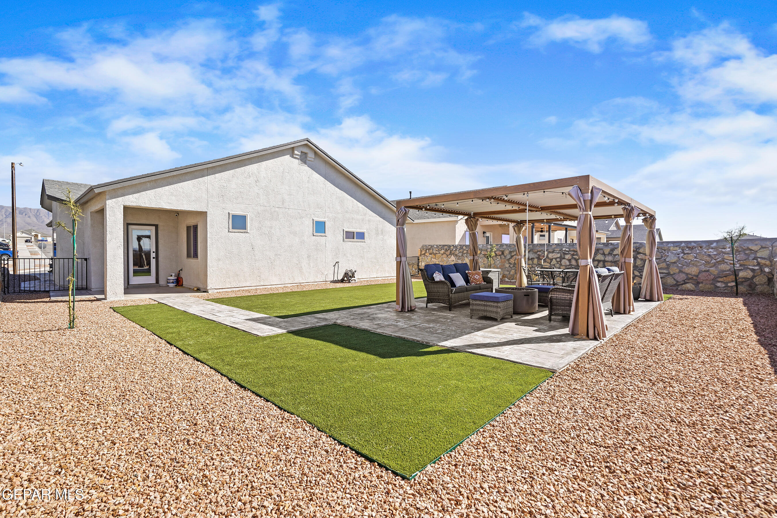 7417 WHITE CEDAR Place