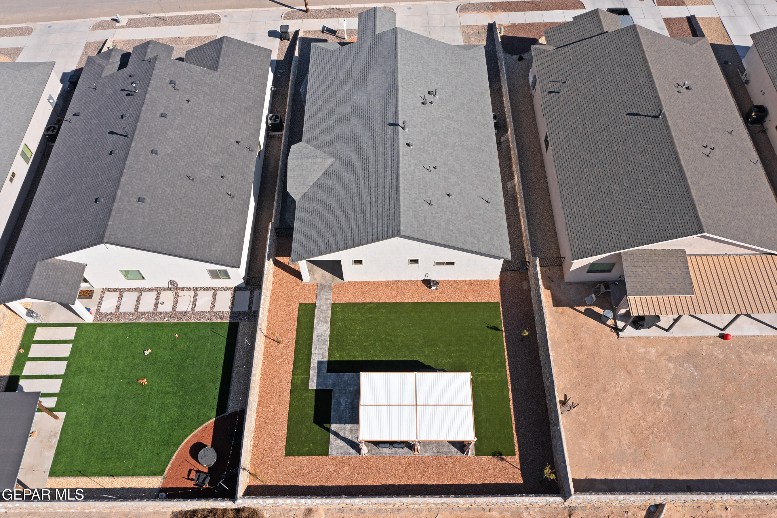 7417 WHITE CEDAR Place