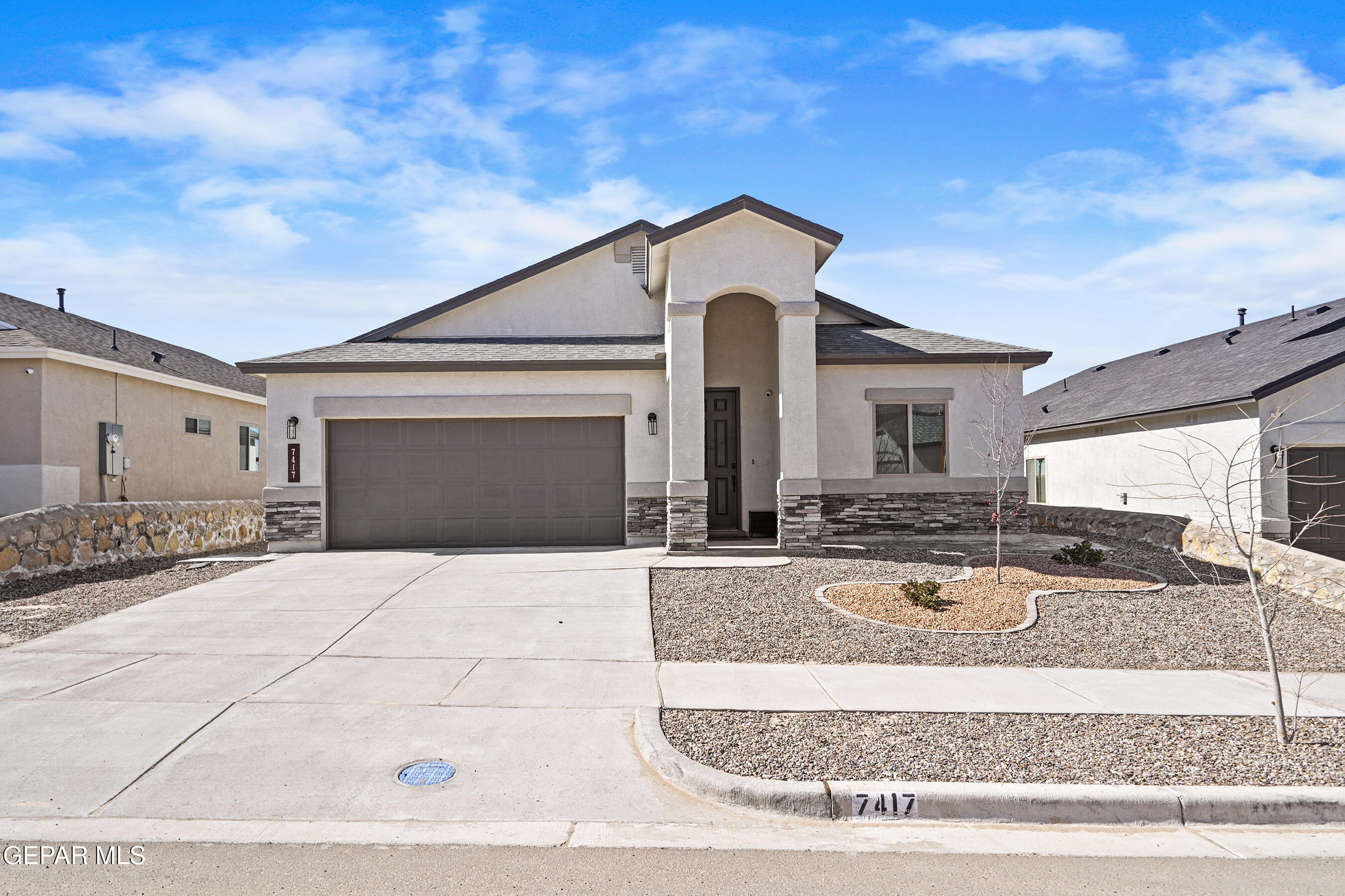 7417 WHITE CEDAR Place