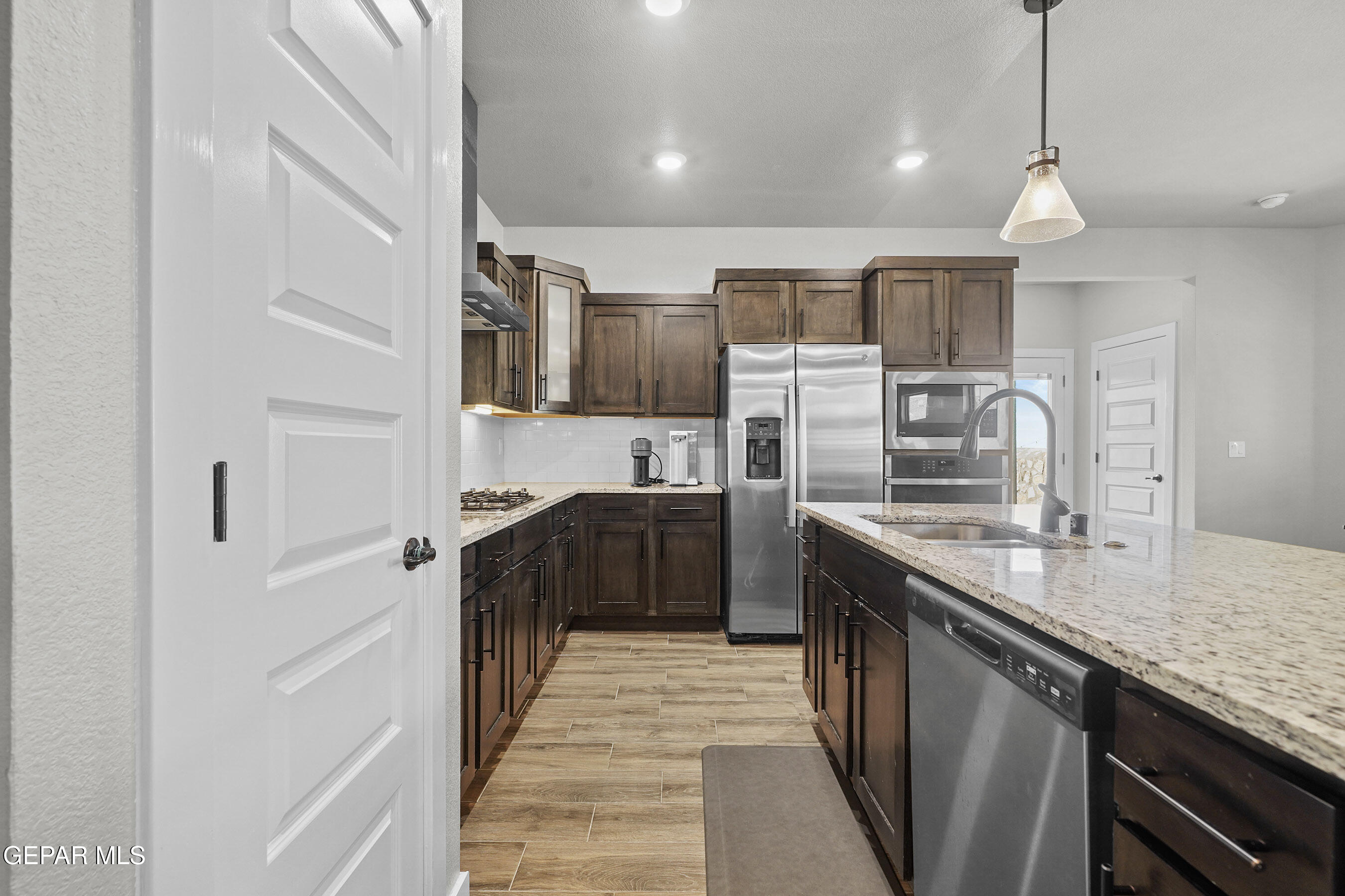 7417 WHITE CEDAR Place