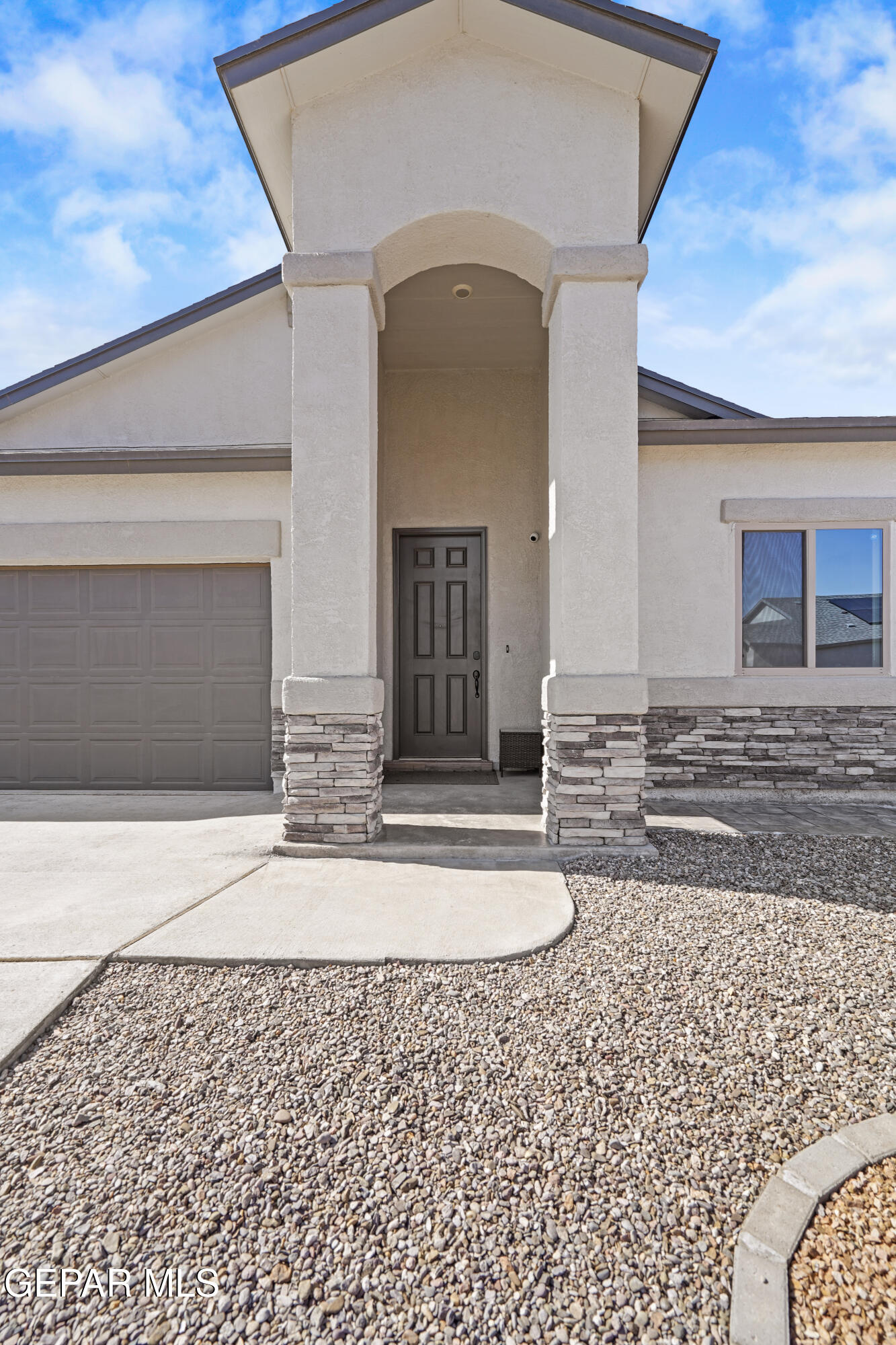7417 WHITE CEDAR Place