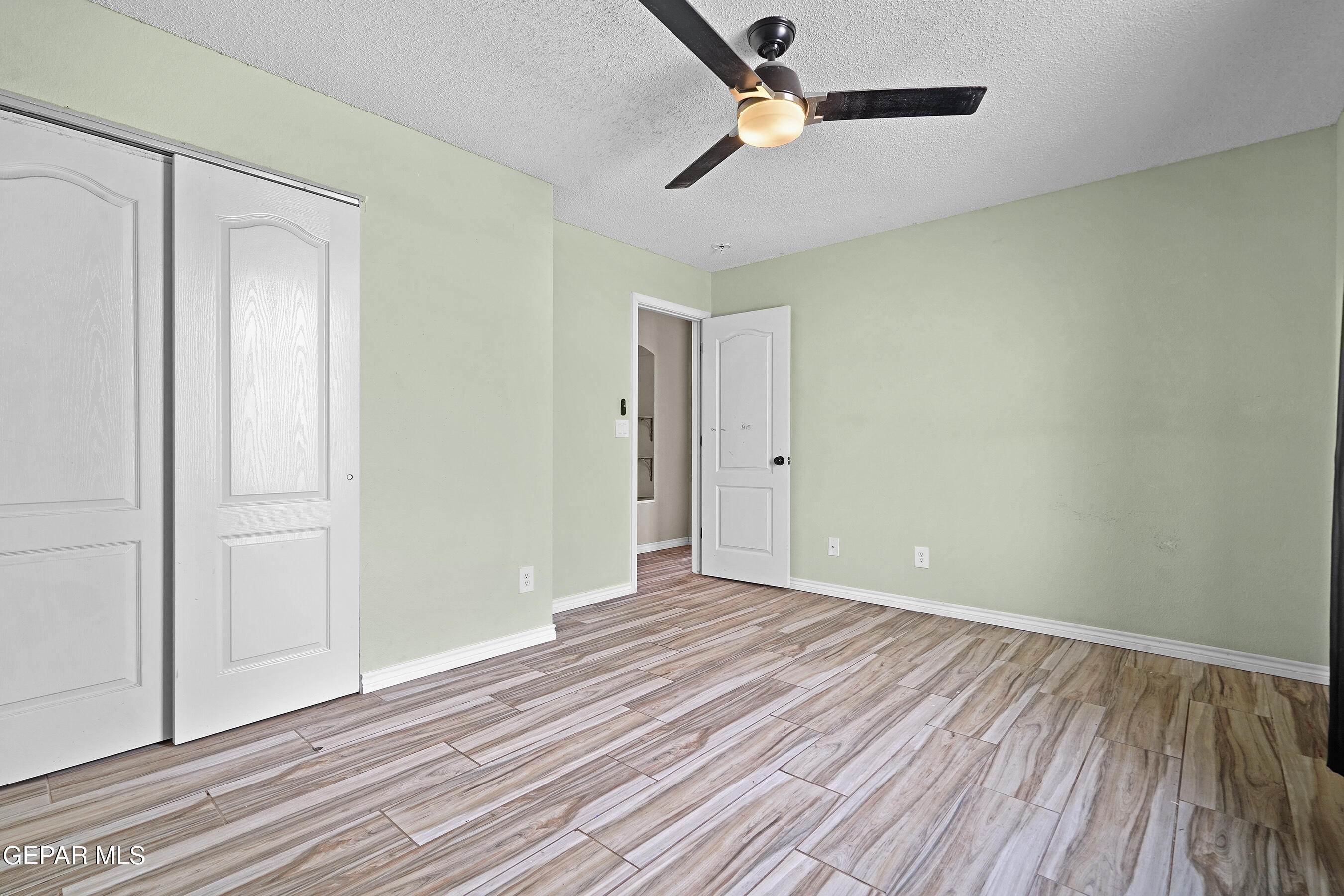 12968 ENRIQUE GOMEZ Lane