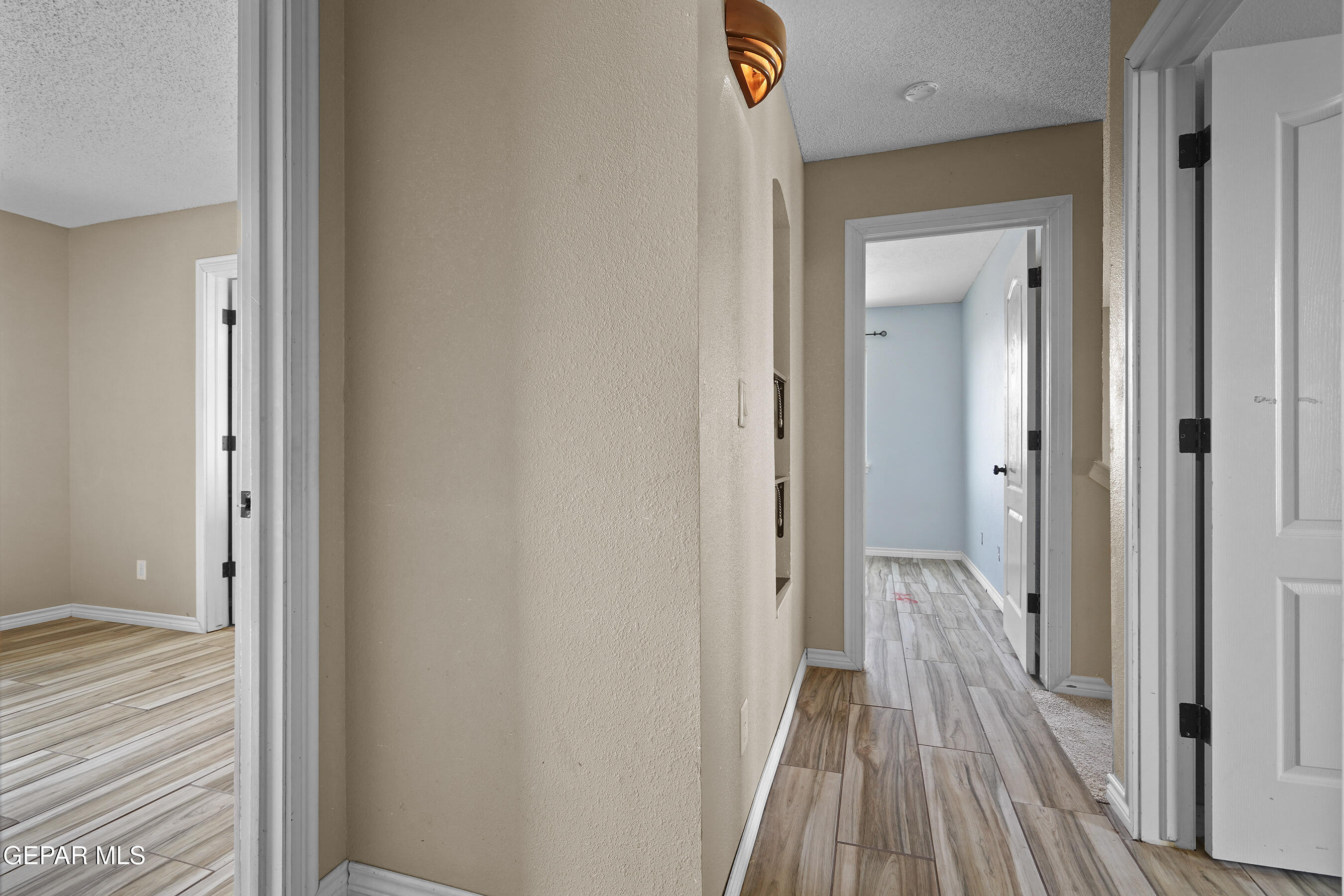 12968 ENRIQUE GOMEZ Lane