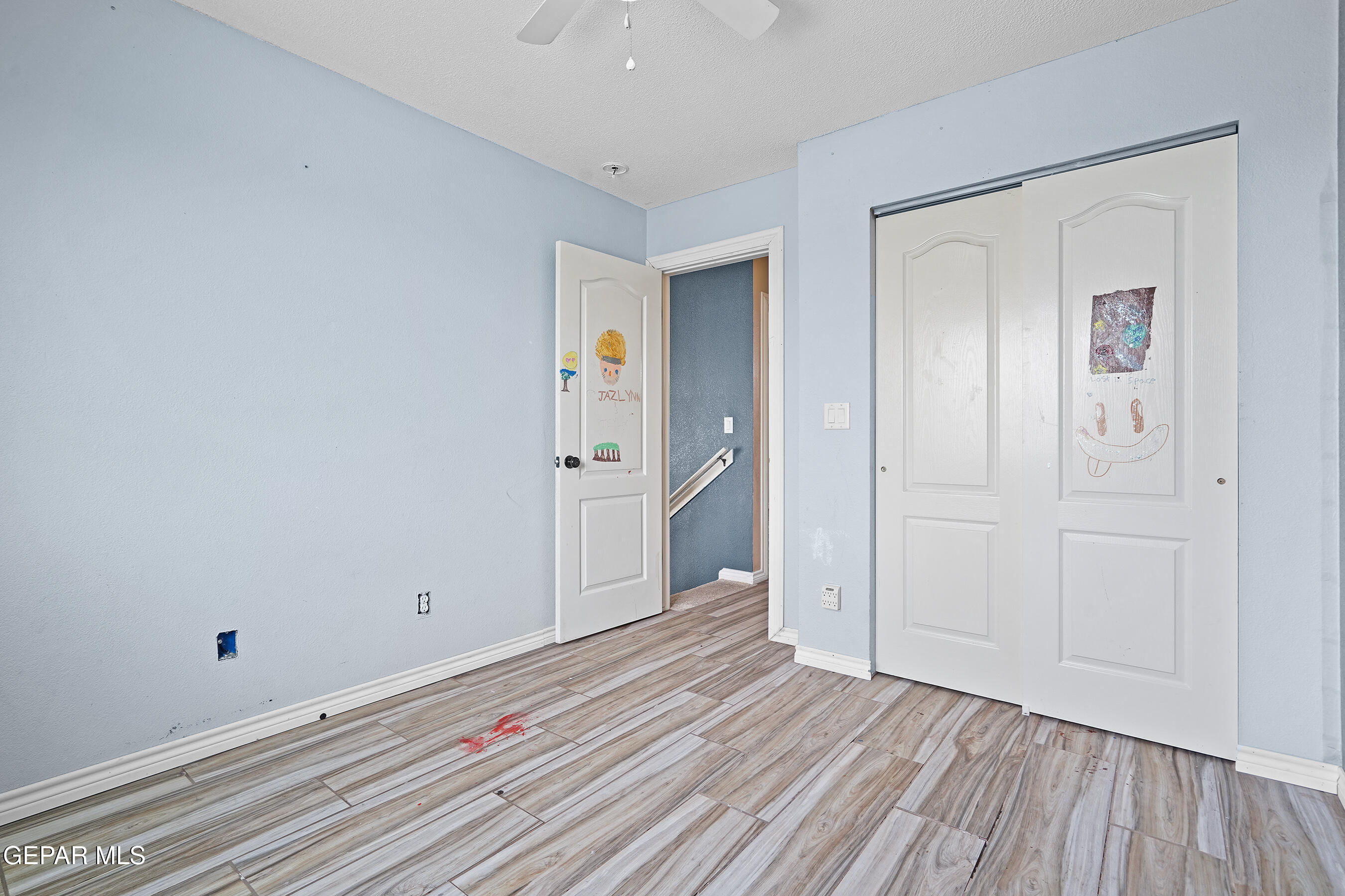 12968 ENRIQUE GOMEZ Lane