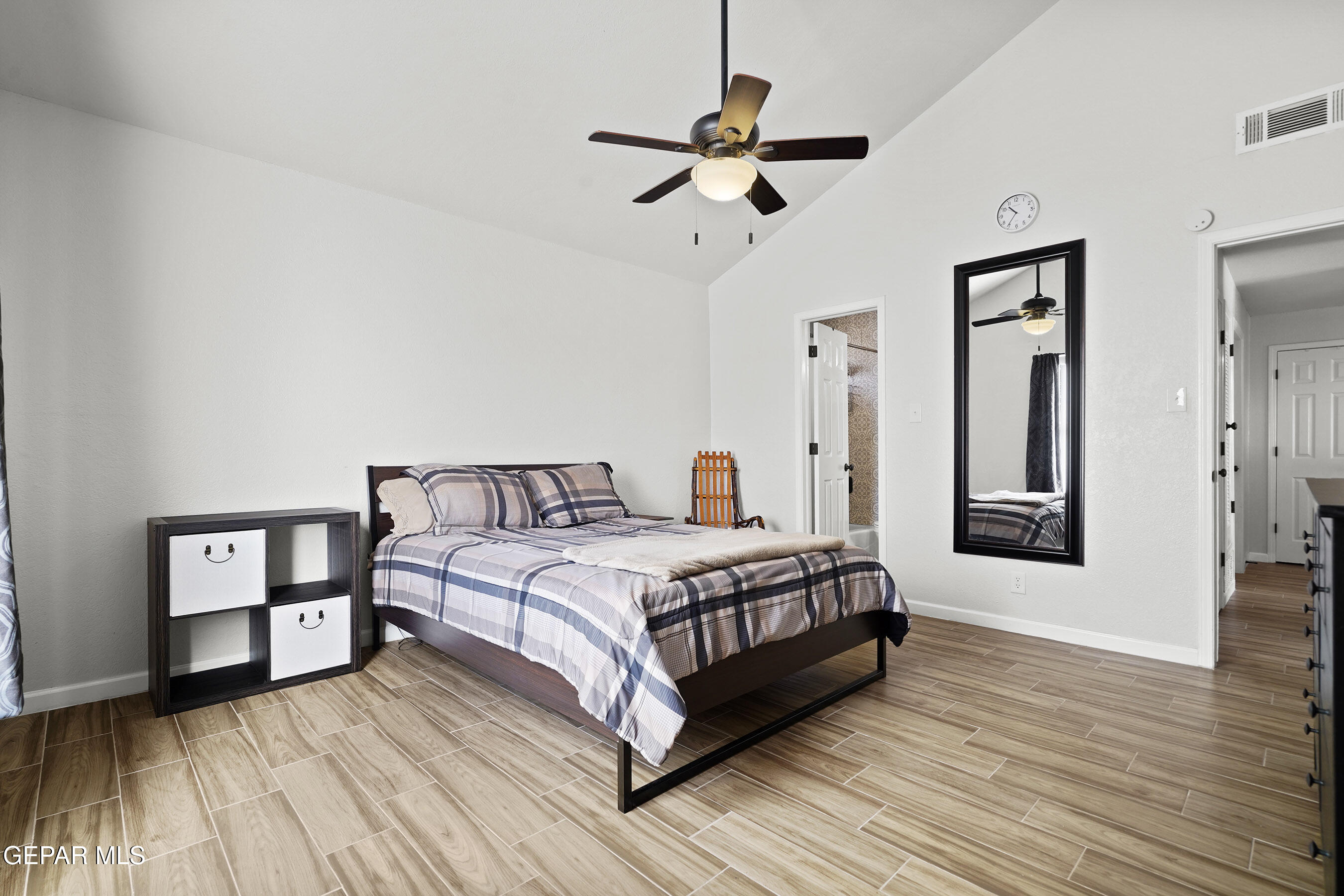 6636 STAR OF INDIA Lane