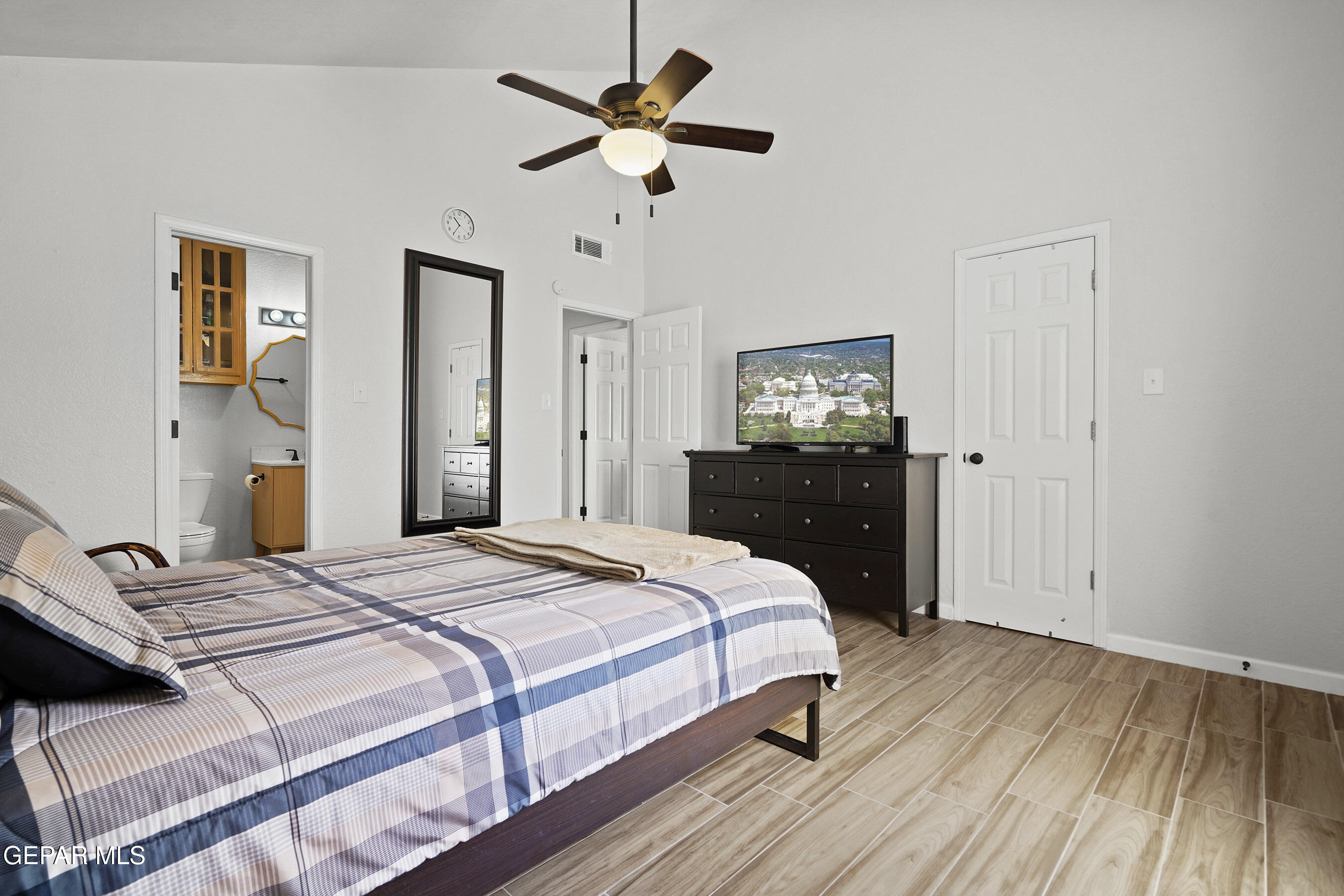 6636 STAR OF INDIA Lane