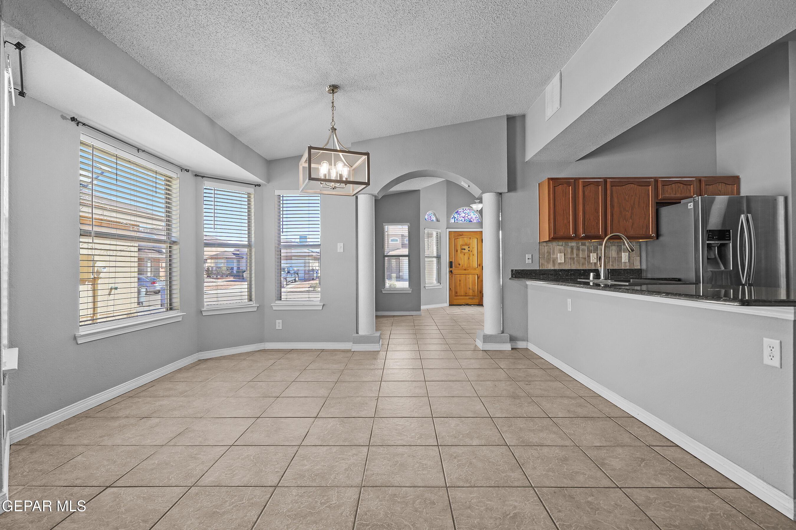 2805 BEAR ROCK Place