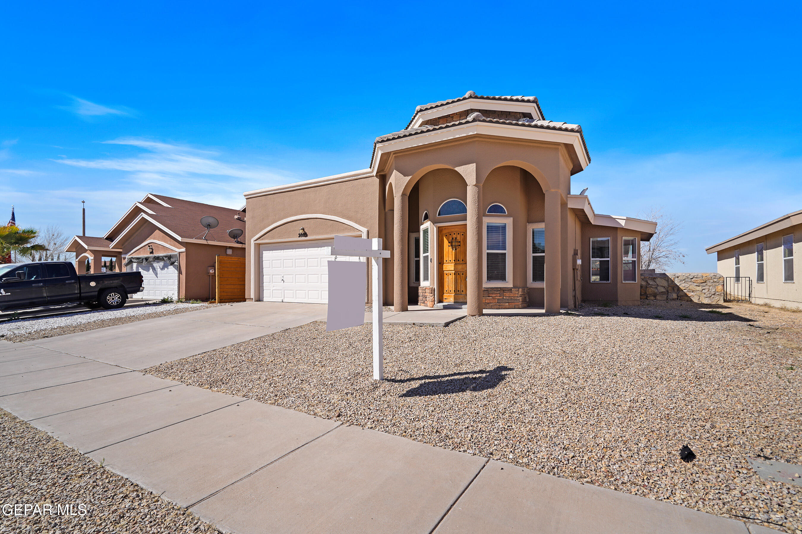 2805 BEAR ROCK Place