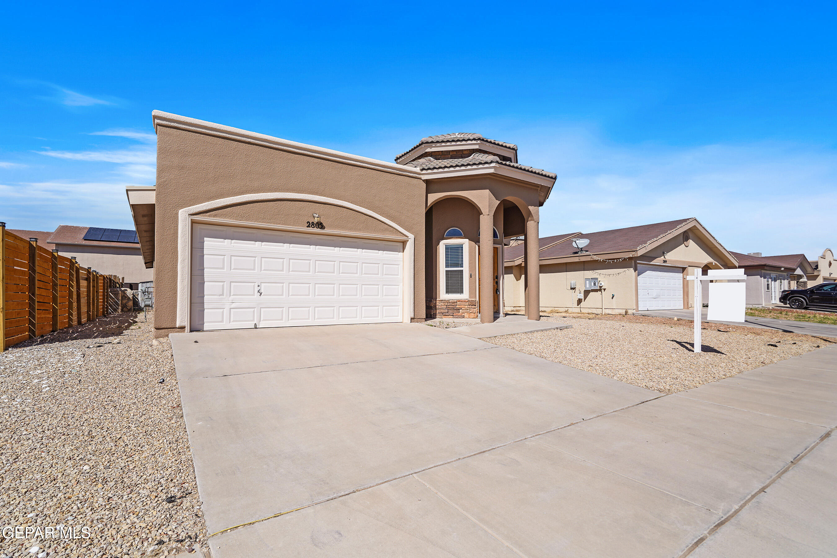 2805 BEAR ROCK Place