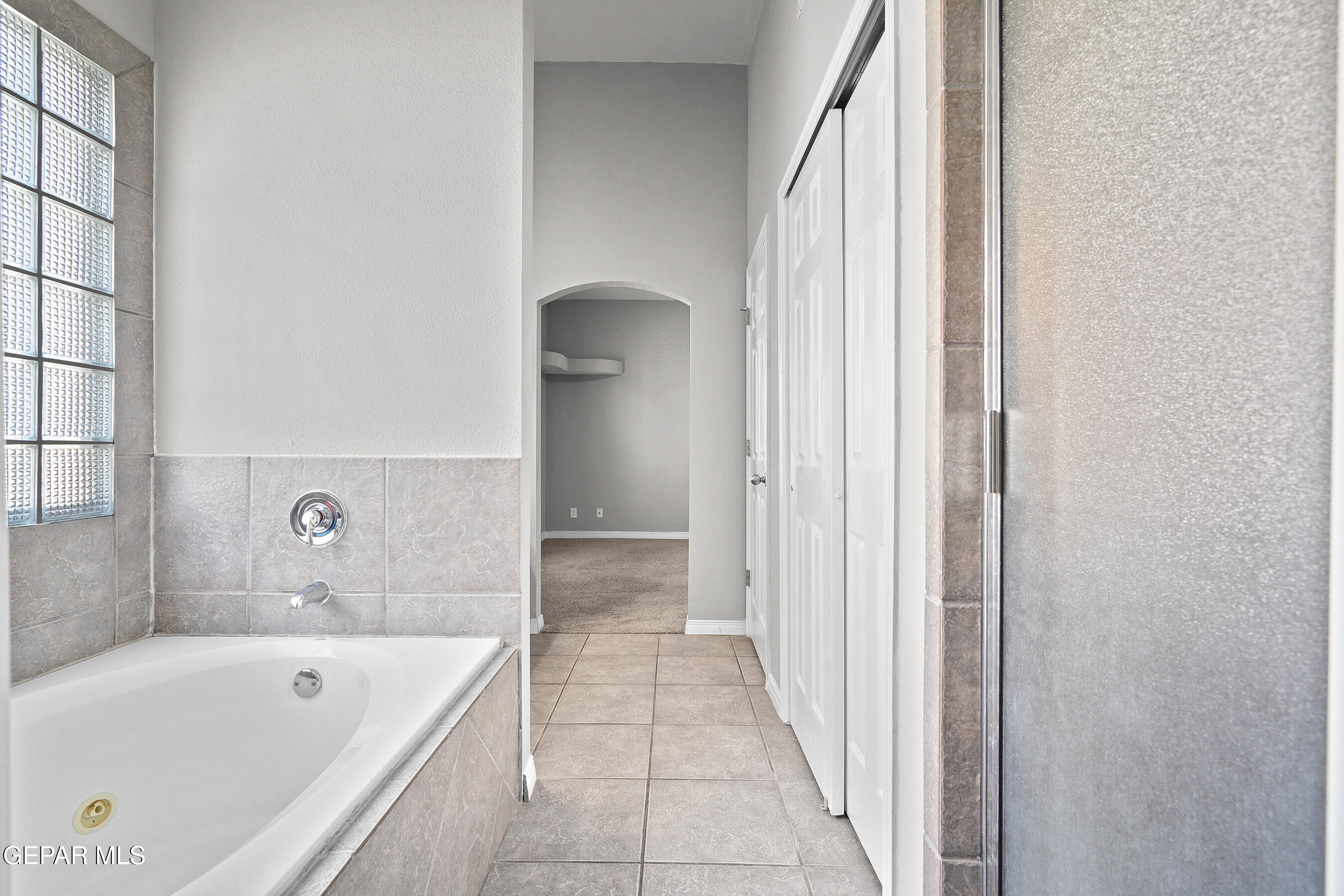 2805 BEAR ROCK Place