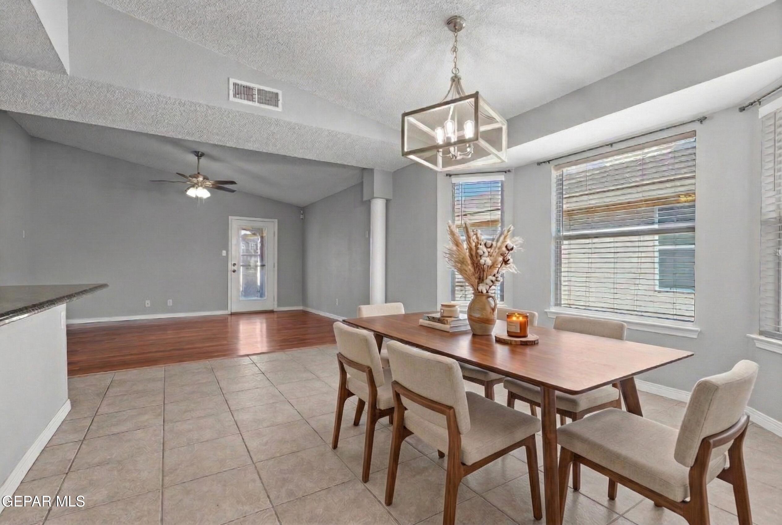 2805 BEAR ROCK Place