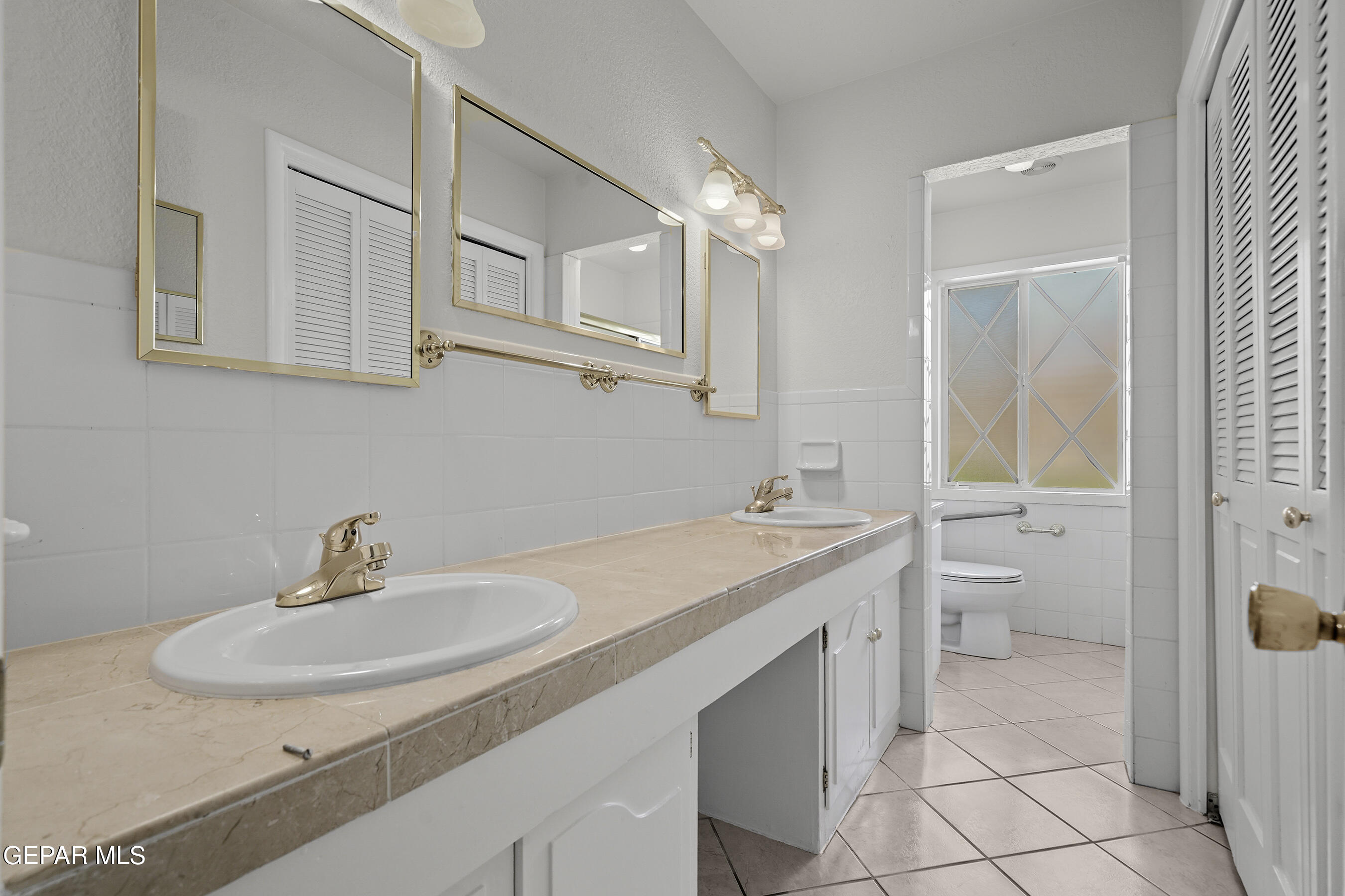 5847 BURNING TREE Drive