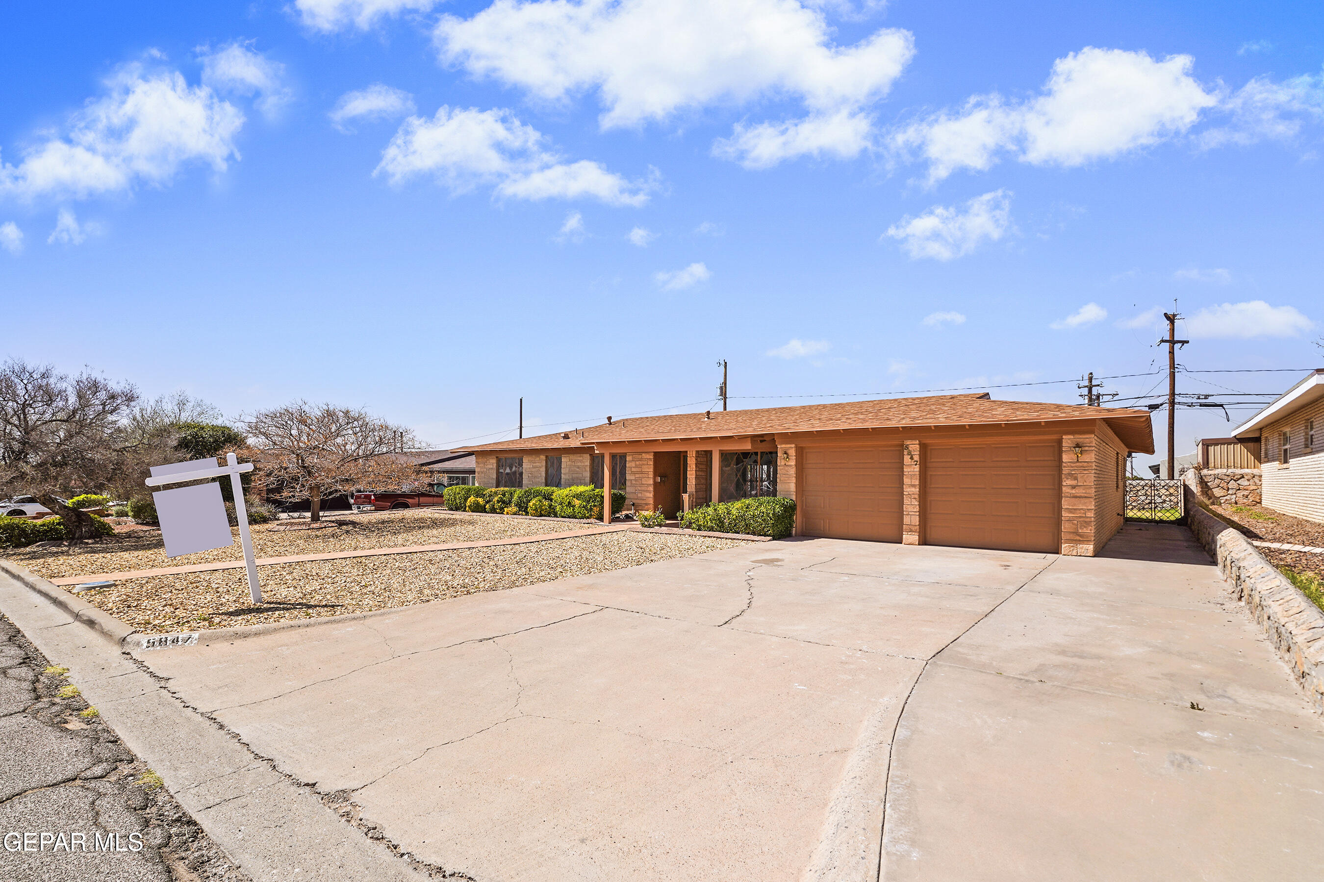 5847 BURNING TREE Drive