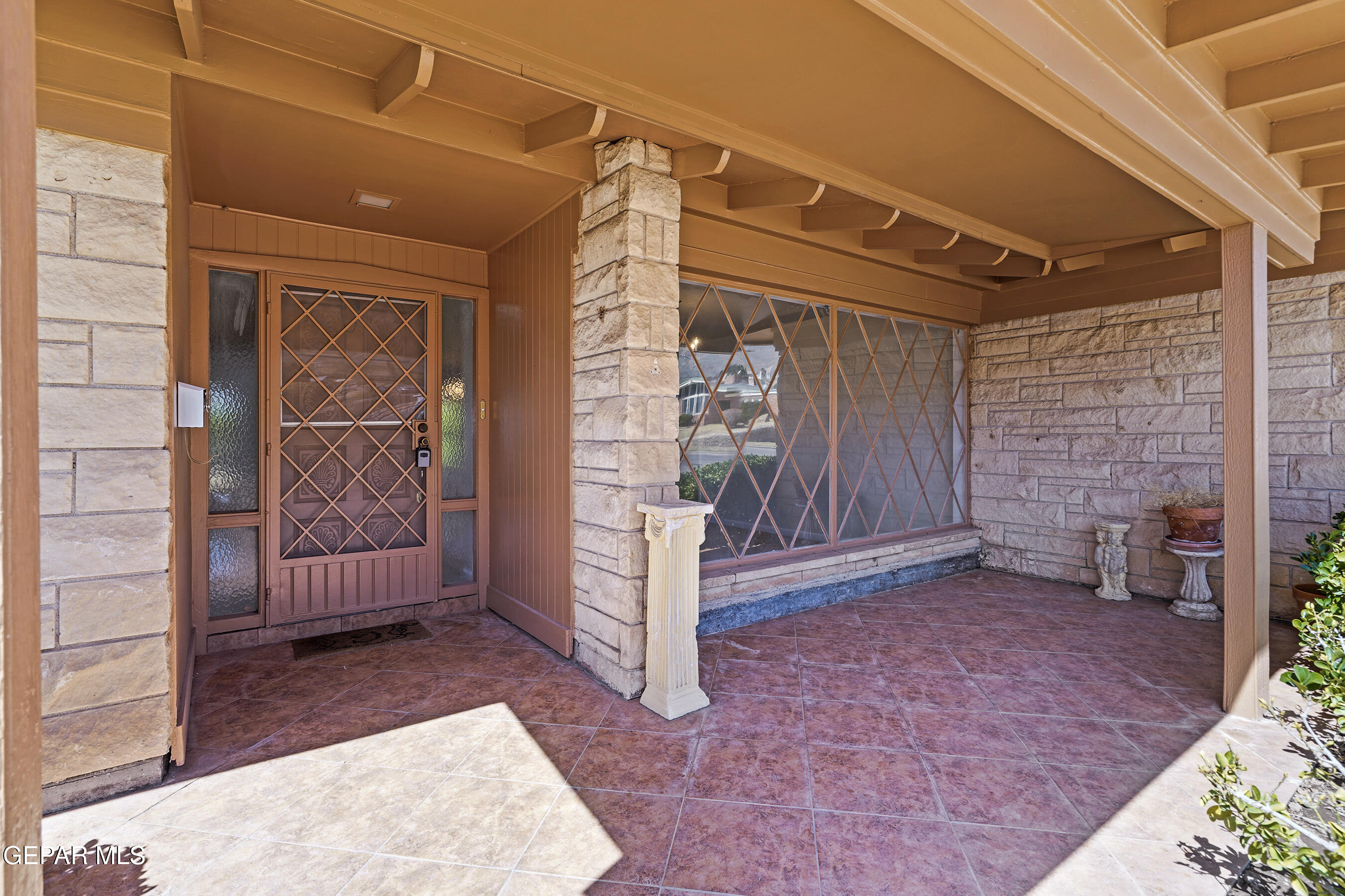 5847 BURNING TREE Drive