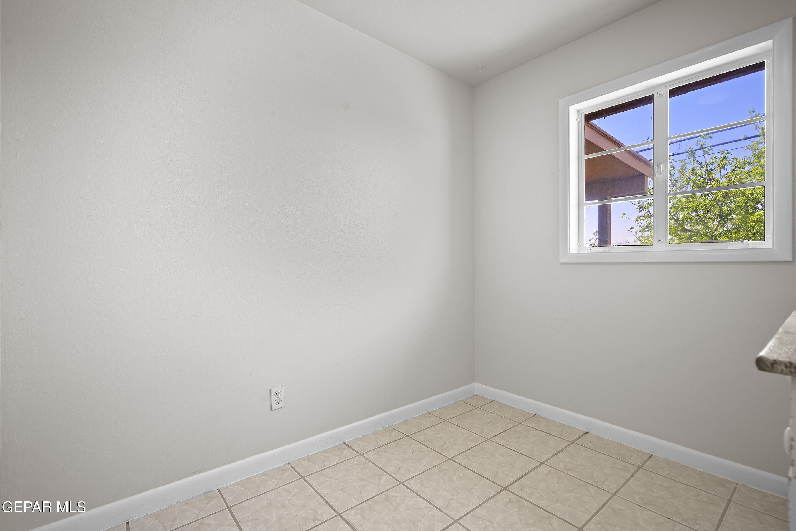 5847 BURNING TREE Drive