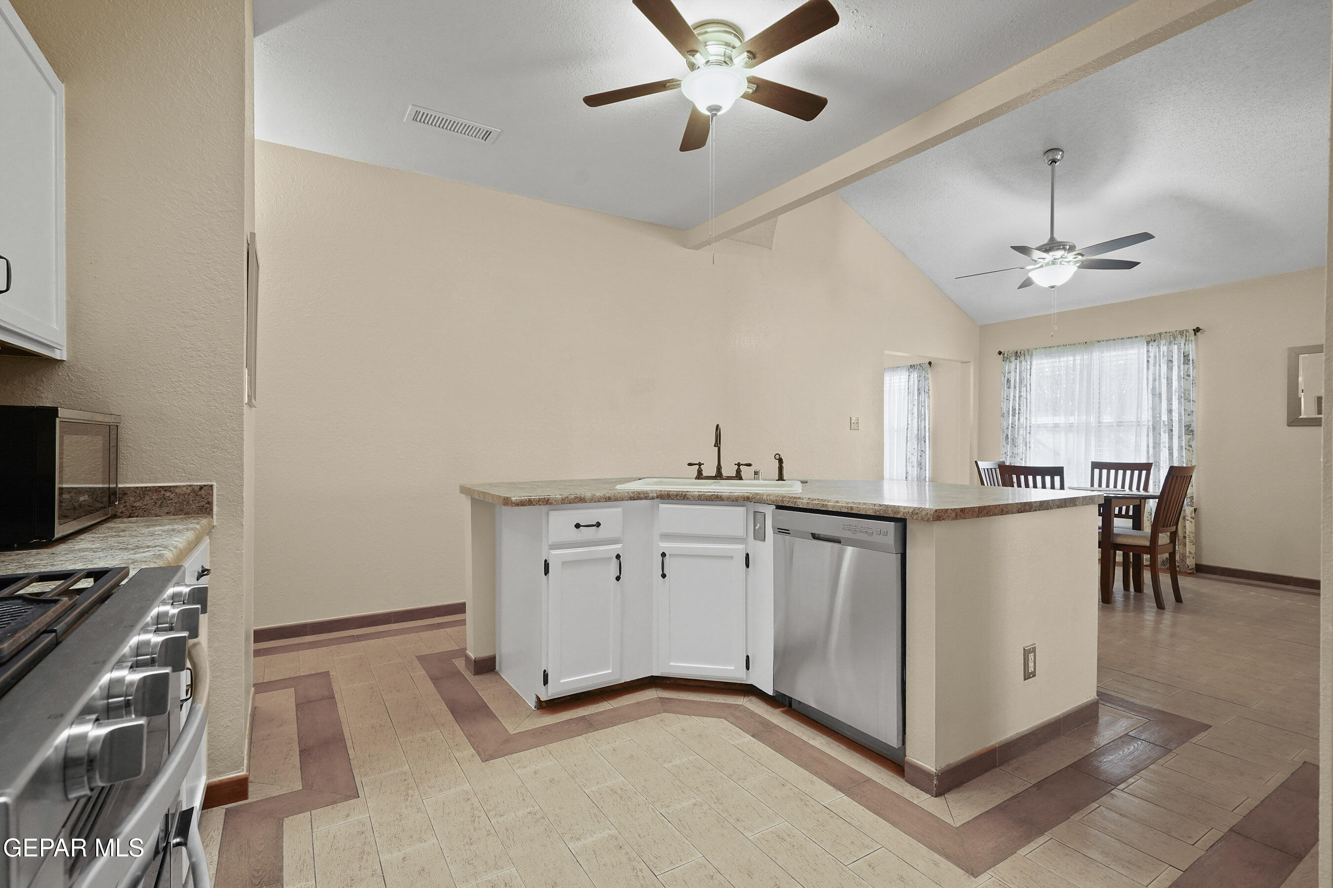 10928 SANDY KOUFAX Drive