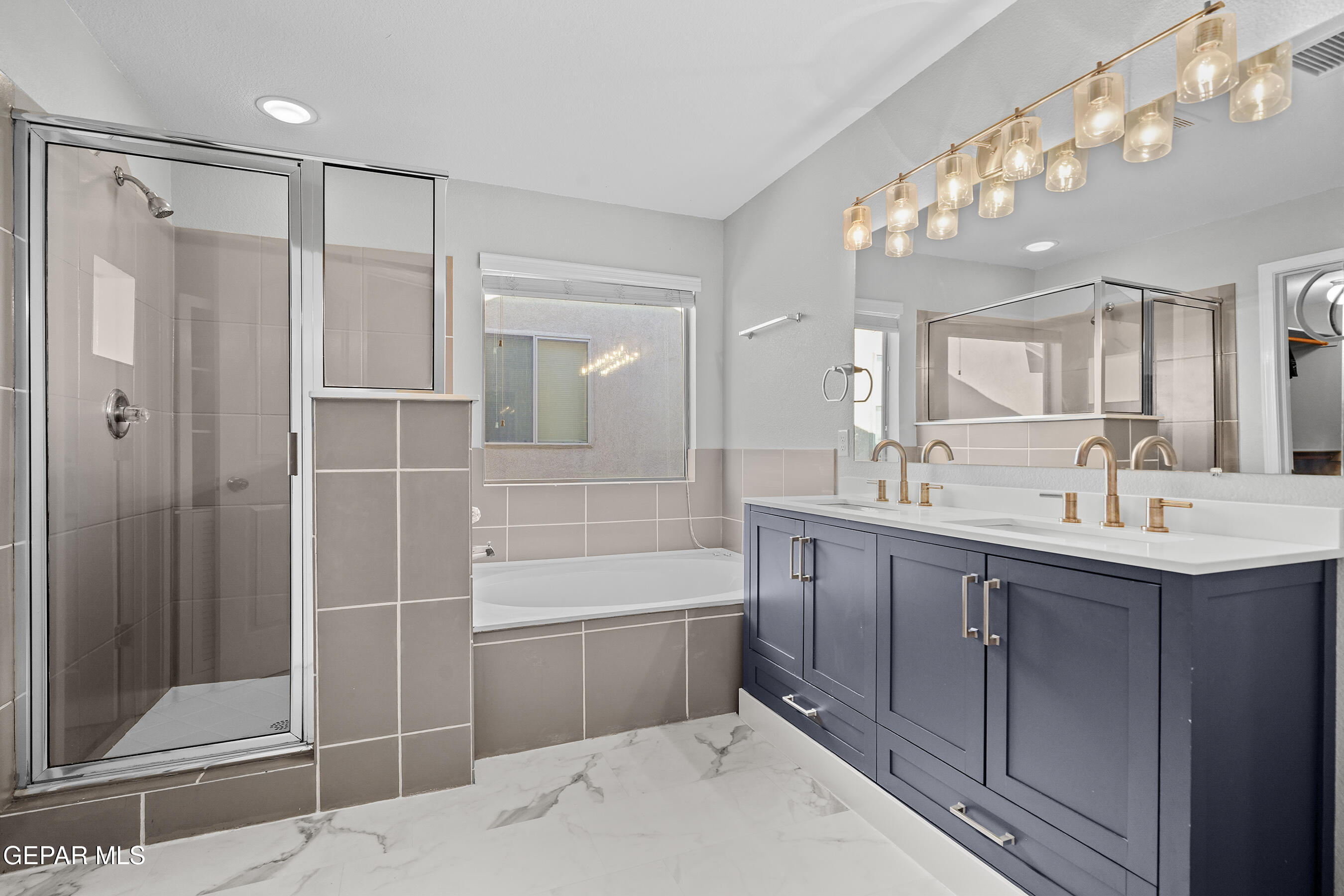 5012 COPPER RANCH Avenue