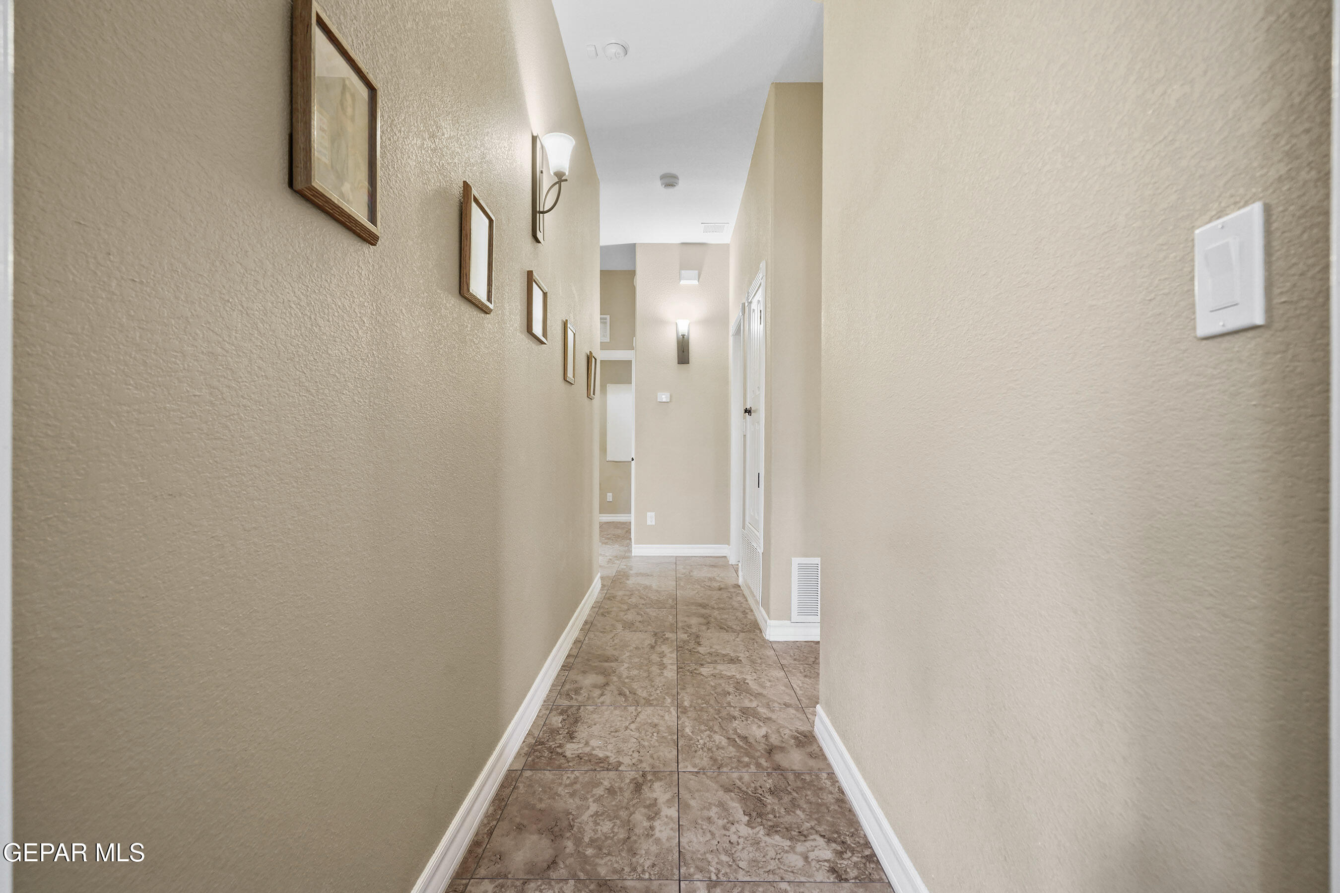 7245 CANYON WREN Avenue