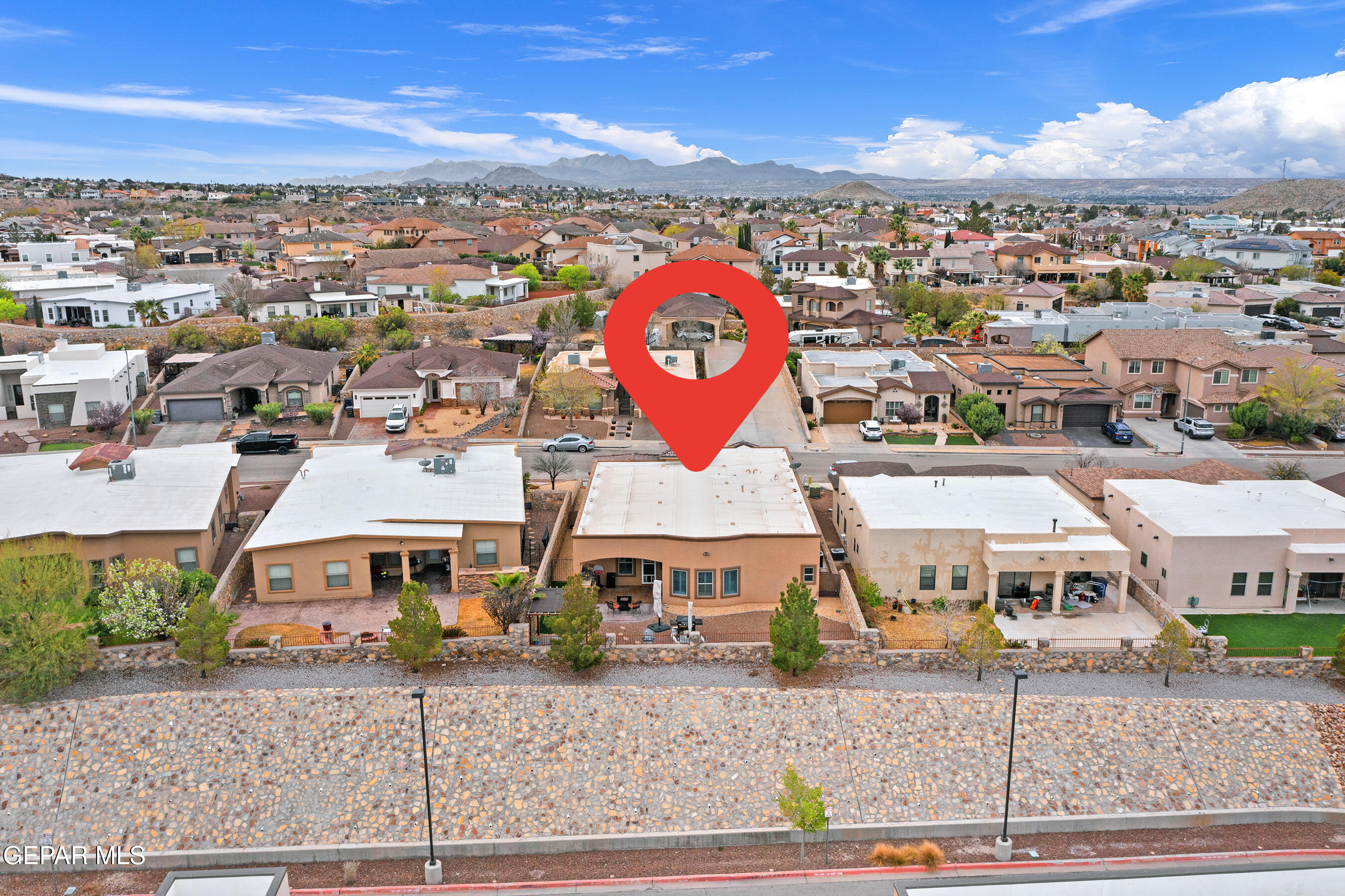 7245 CANYON WREN Avenue