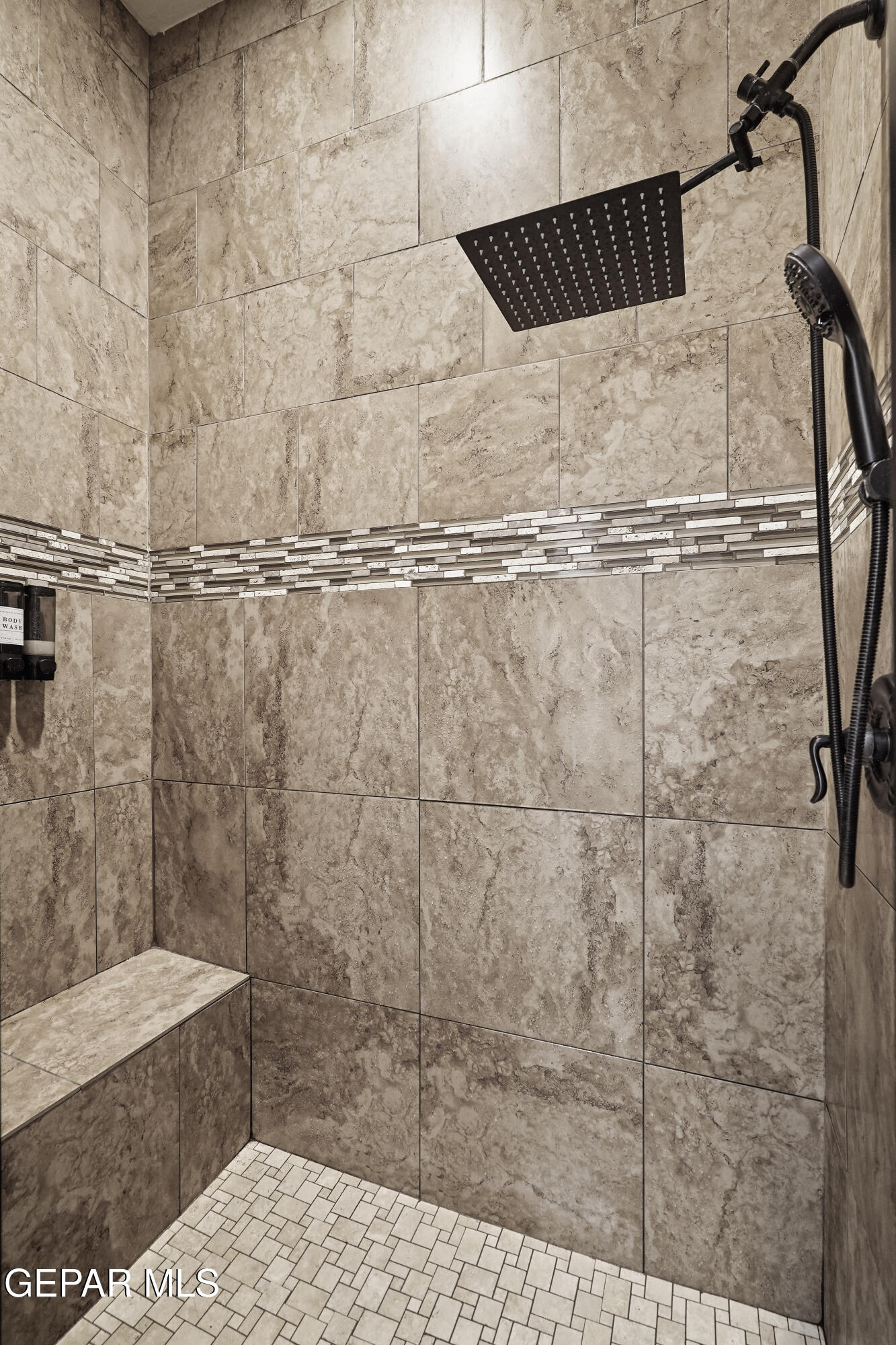 7245 CANYON WREN Avenue