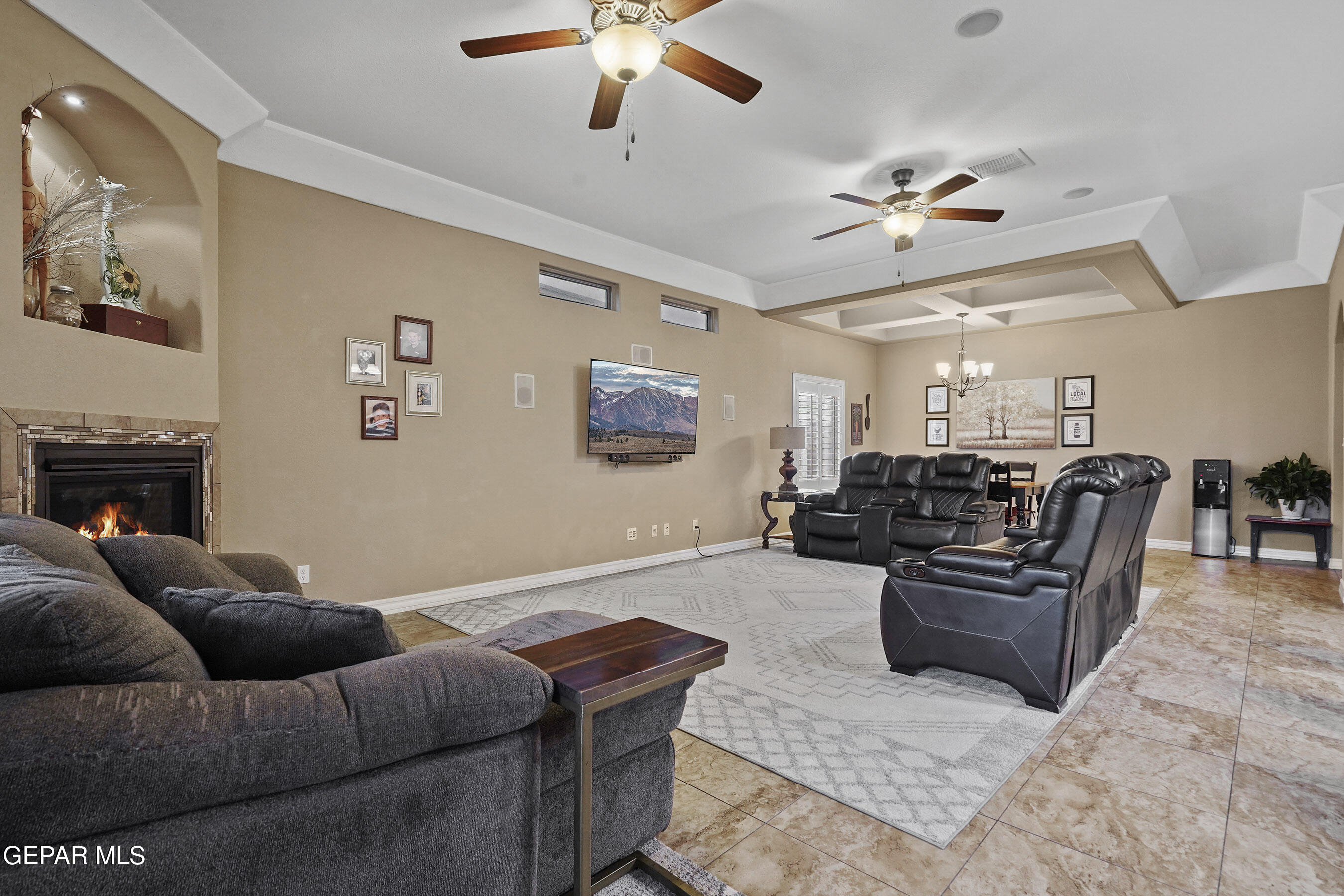 7245 CANYON WREN Avenue