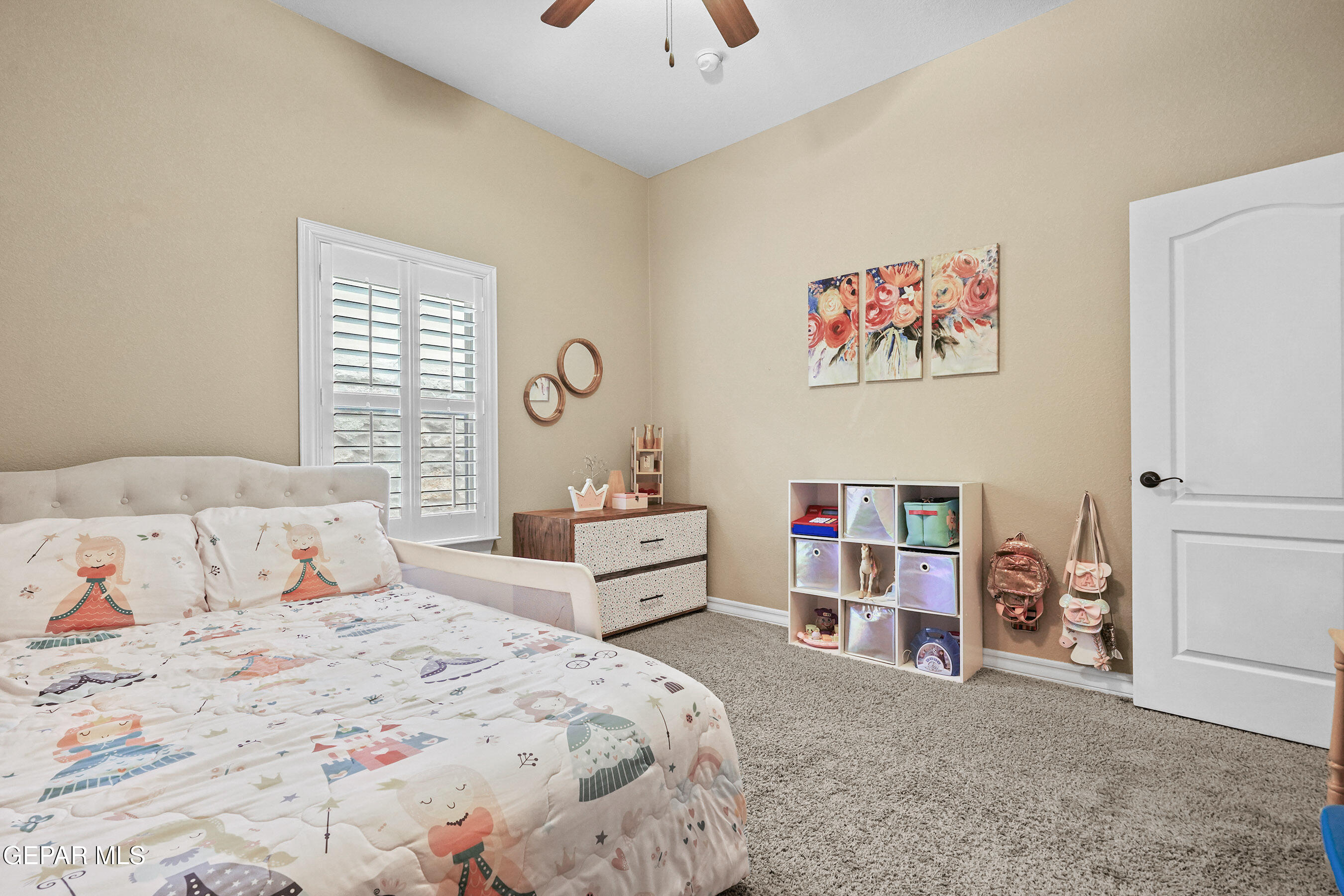 7245 CANYON WREN Avenue