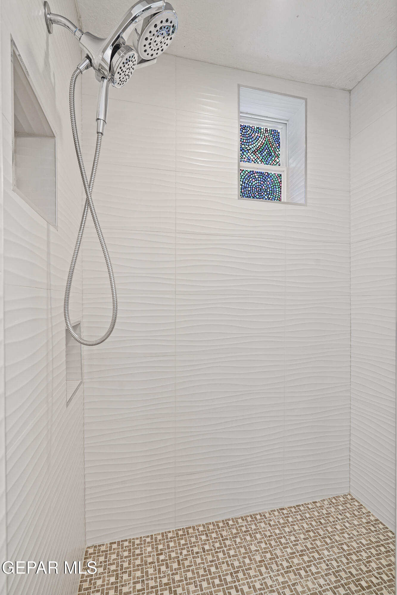 5233 White Oak Drive