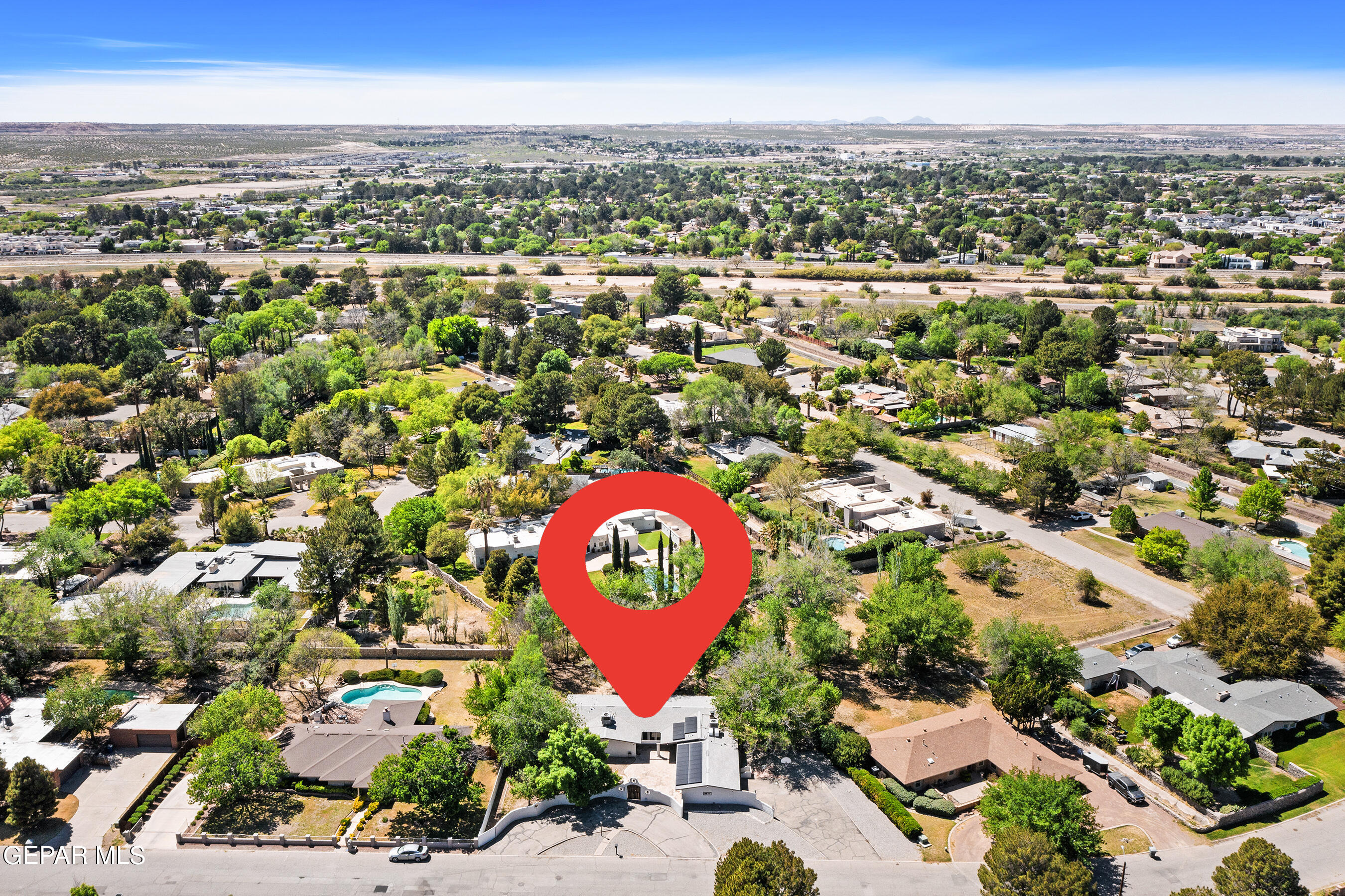 5233 White Oak Drive