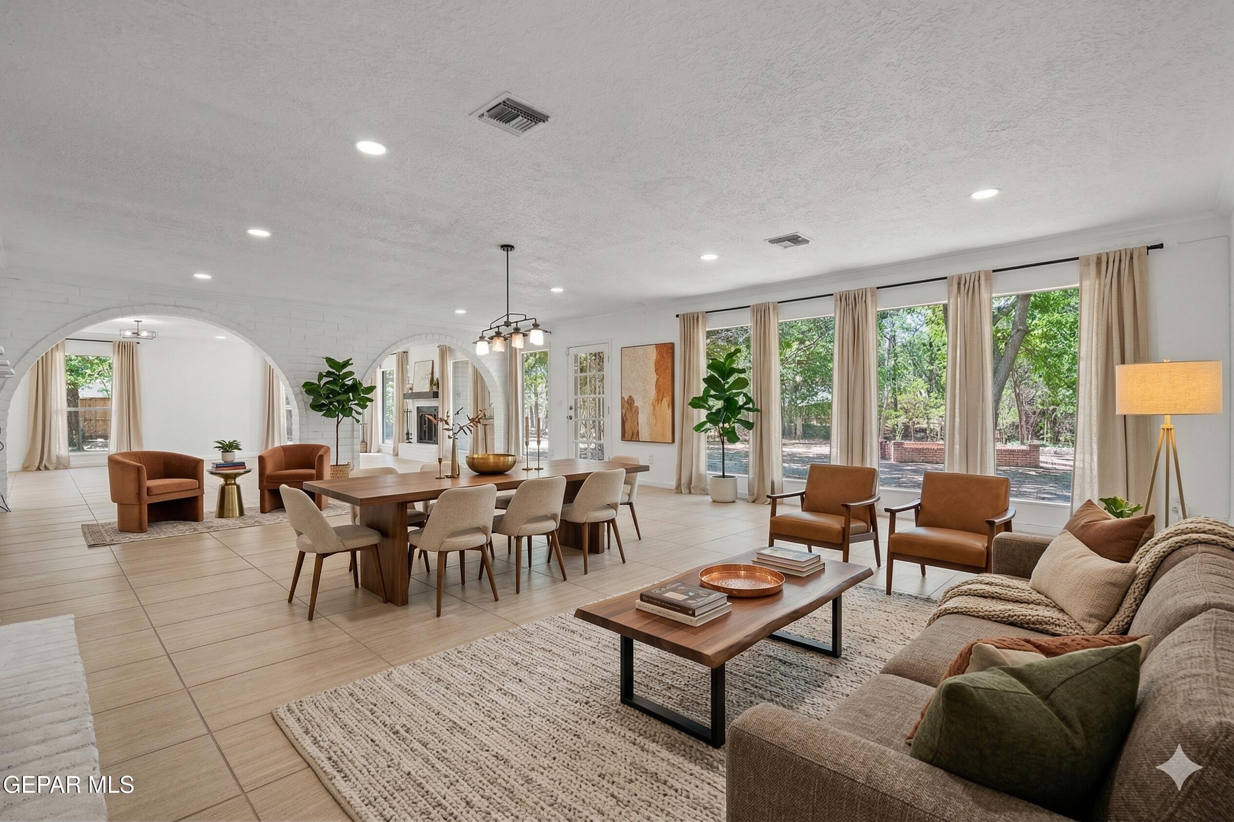 5233 White Oak Drive