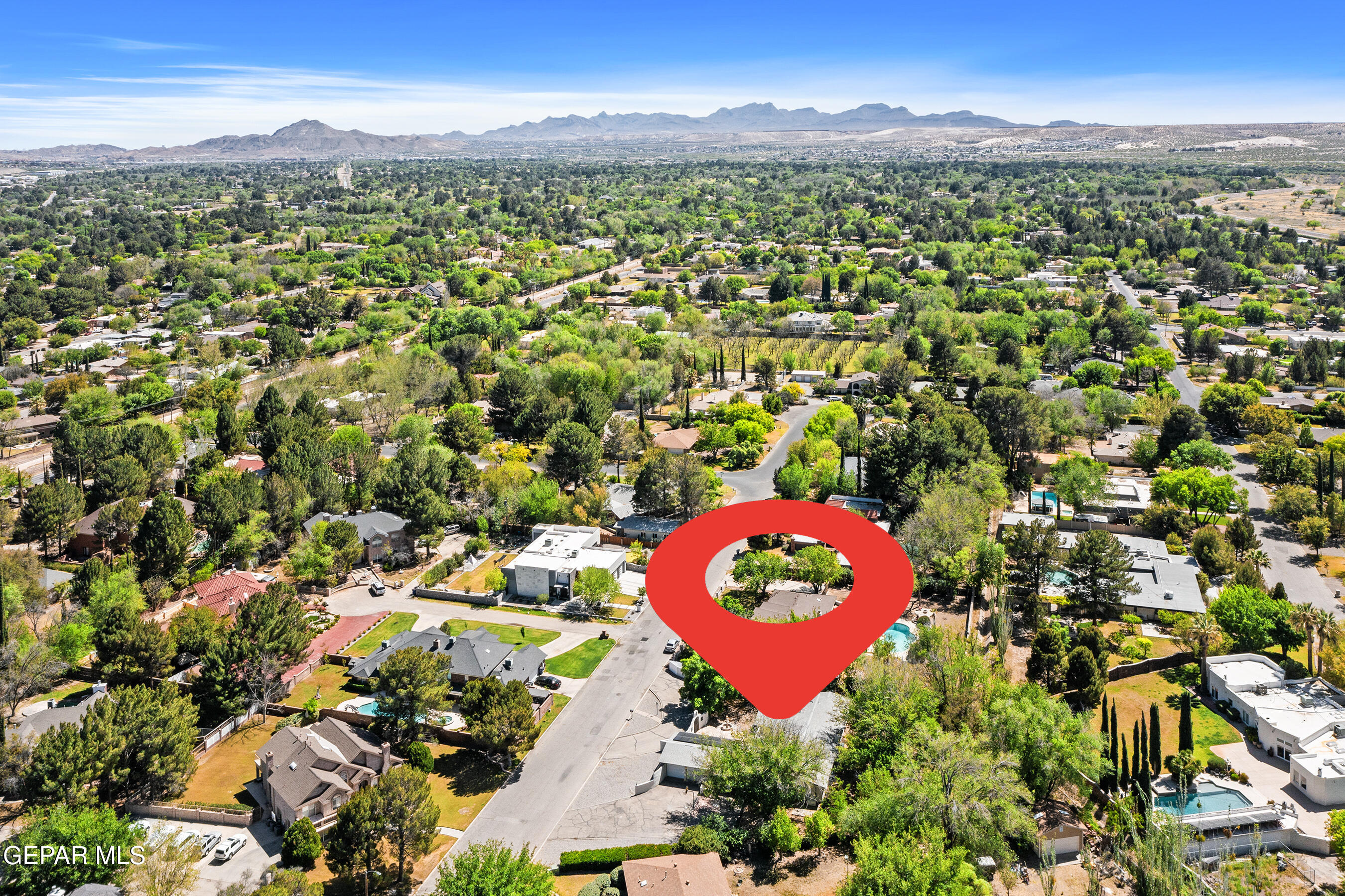 5233 White Oak Drive