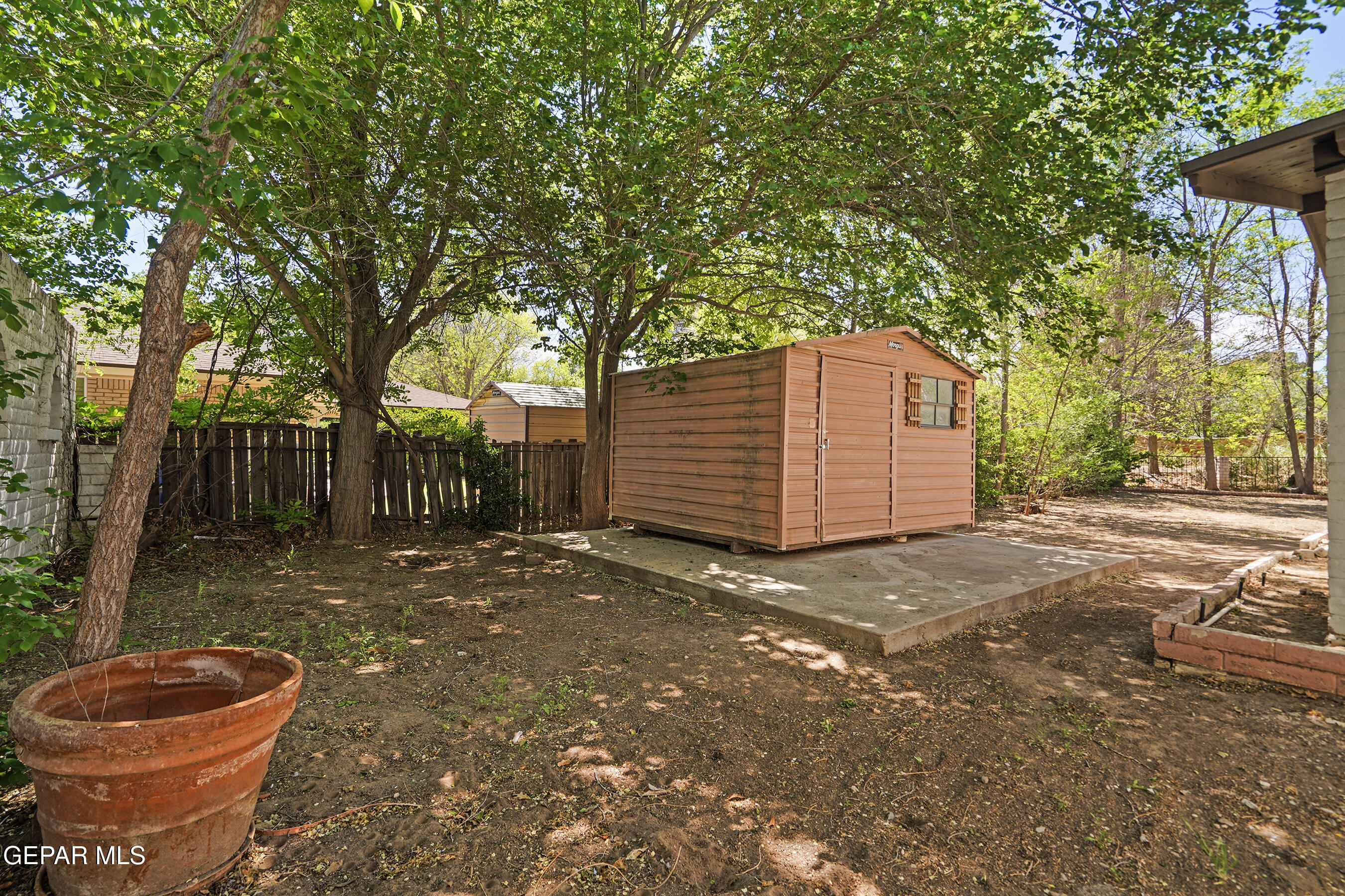 5233 White Oak Drive